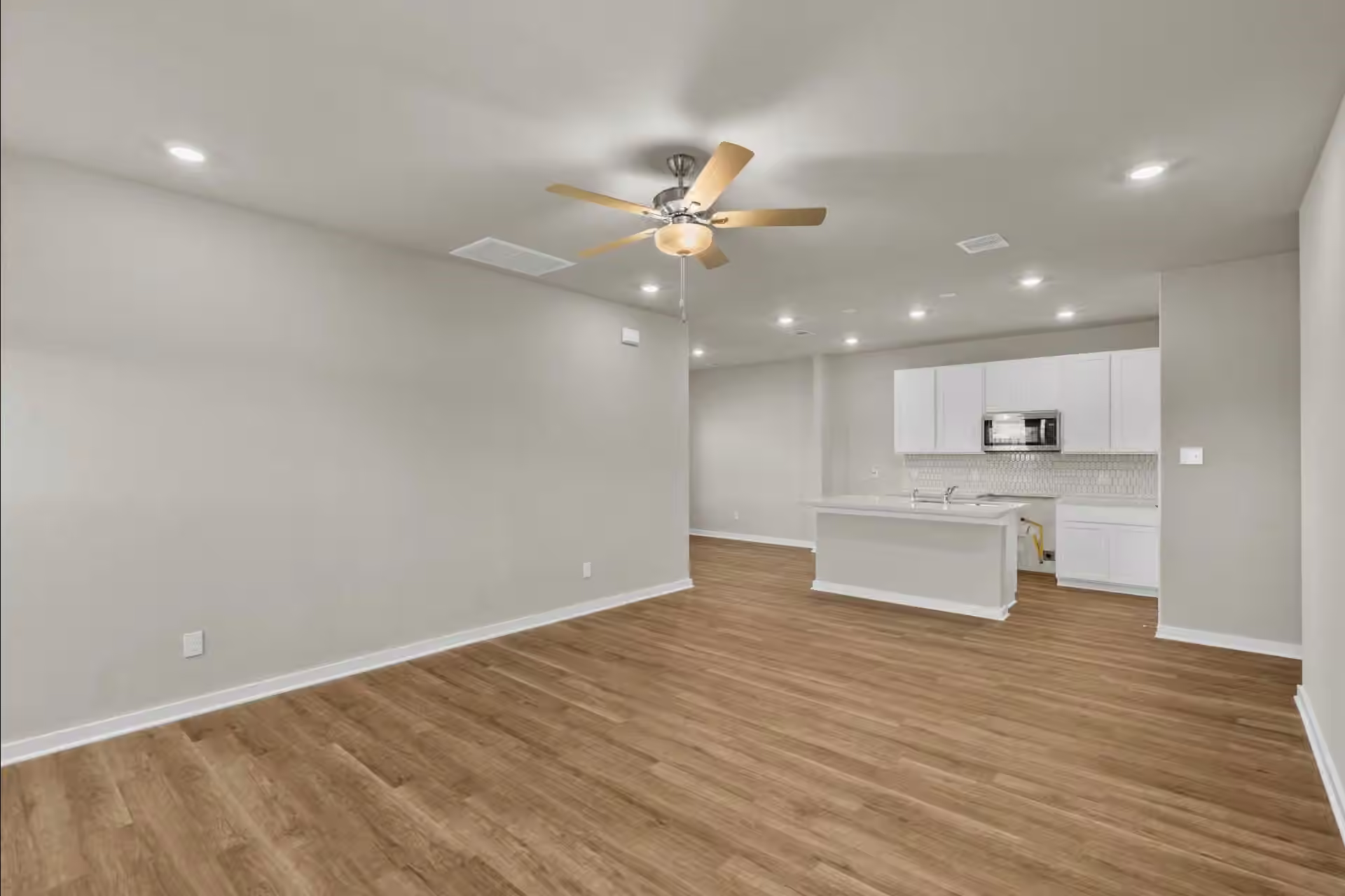 Photo 7 of 2903 Wind Cave Lane, Rosharon, TX
