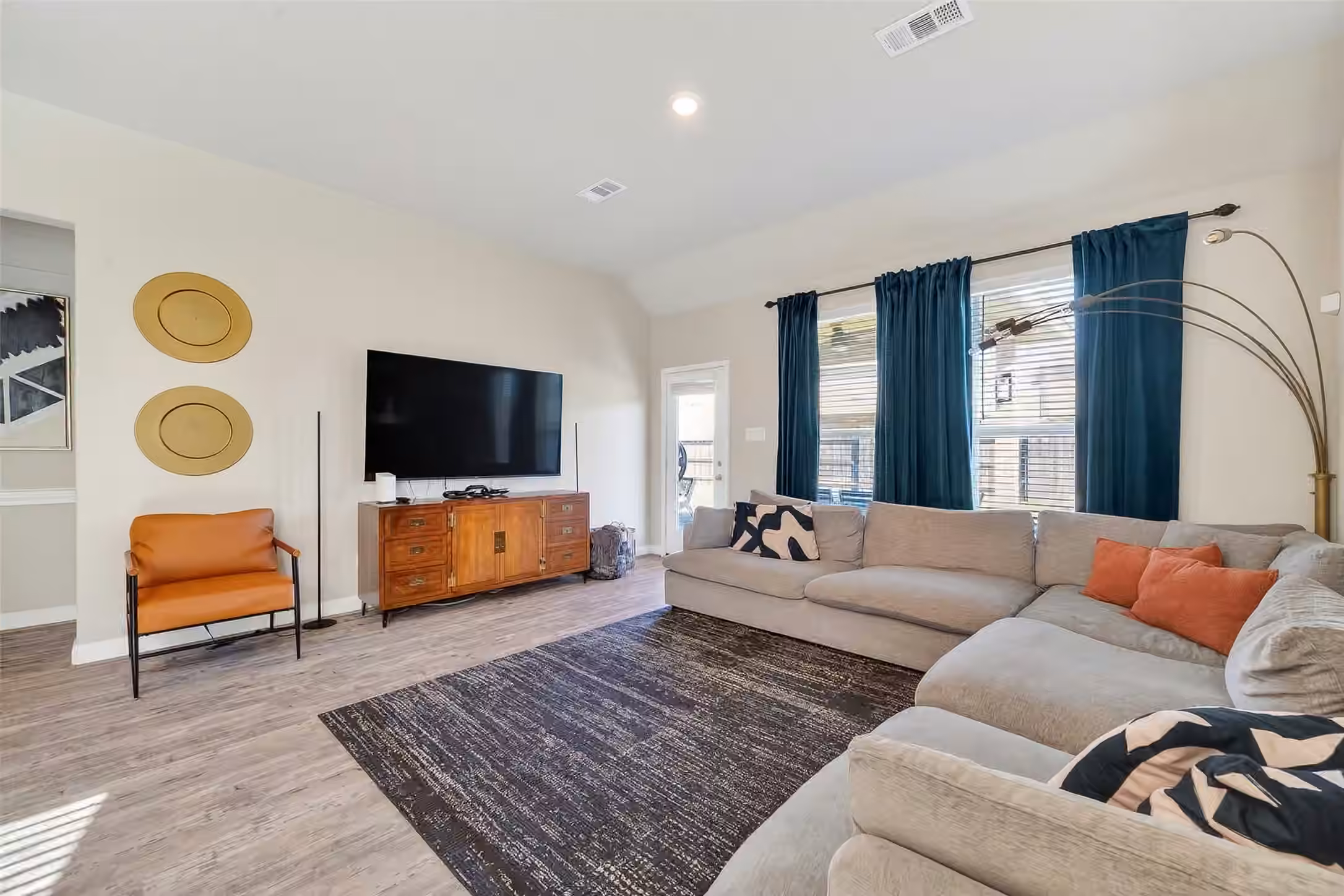 Photo 3 of 4402 Low Meadow Lane, Katy, TX