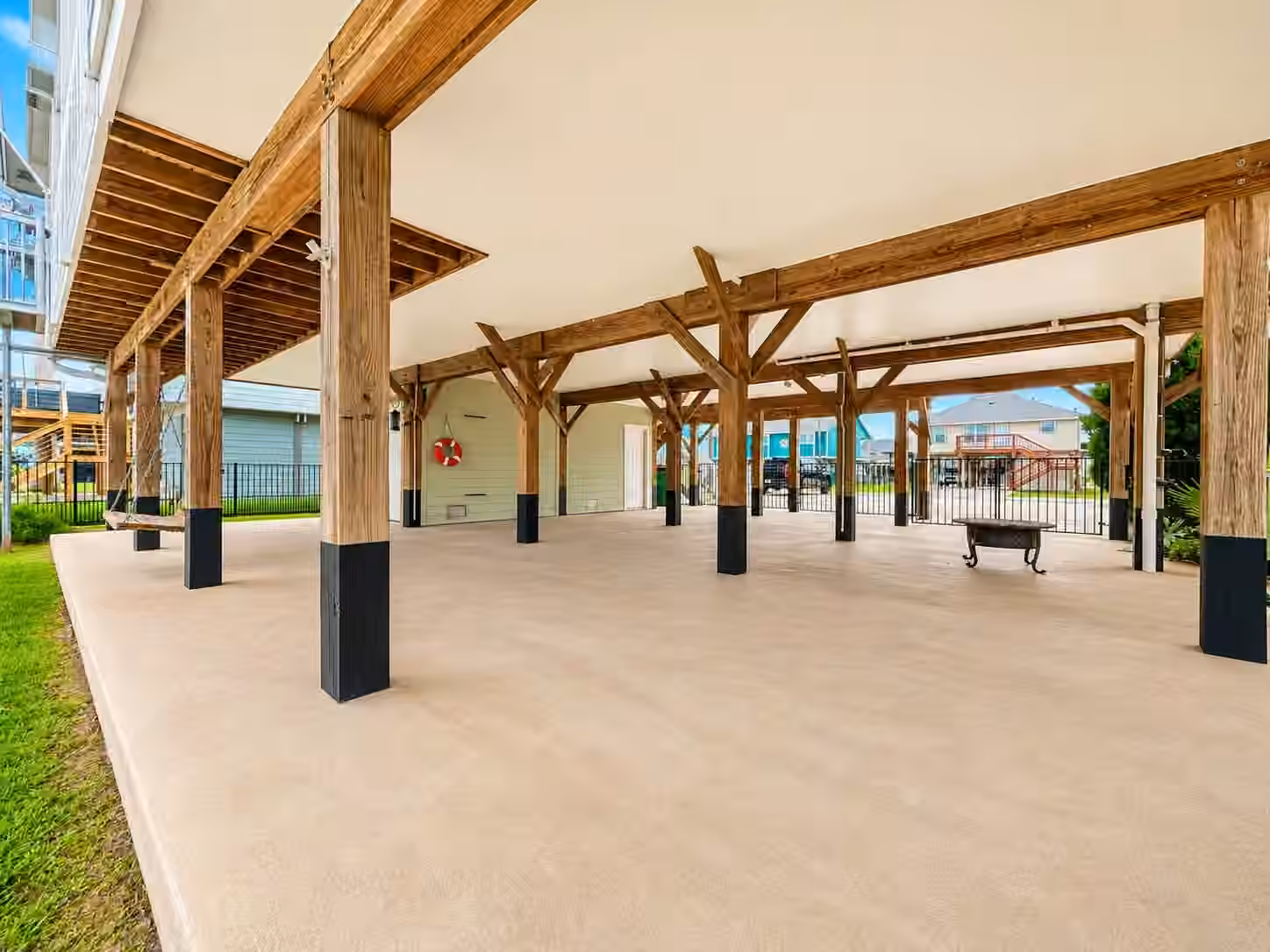 Photo 6 of 135 Sand Shoals Road, Freeport, TX