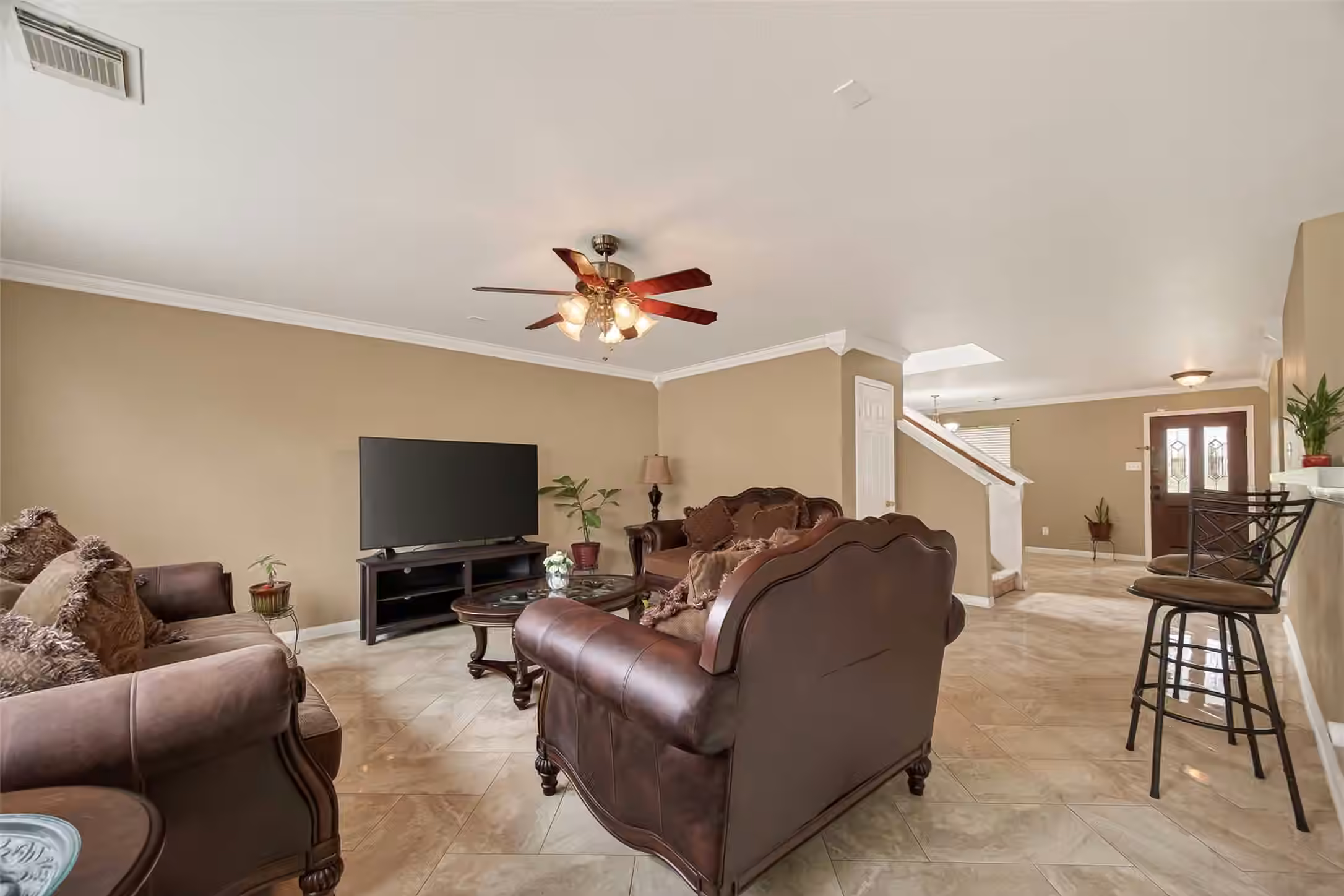 Photo 5 of 12002 S Christophers Walk Court, Houston, TX