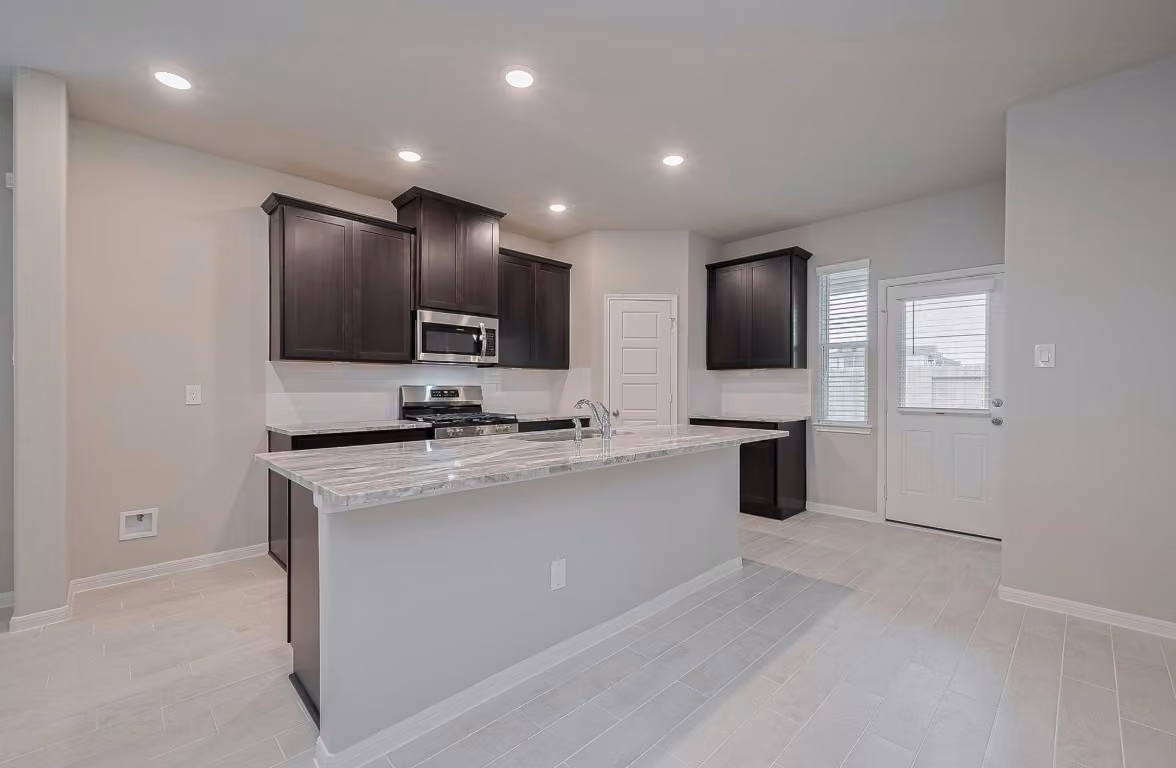 Photo 6 of 461 Long Branch Drive, Dayton, TX