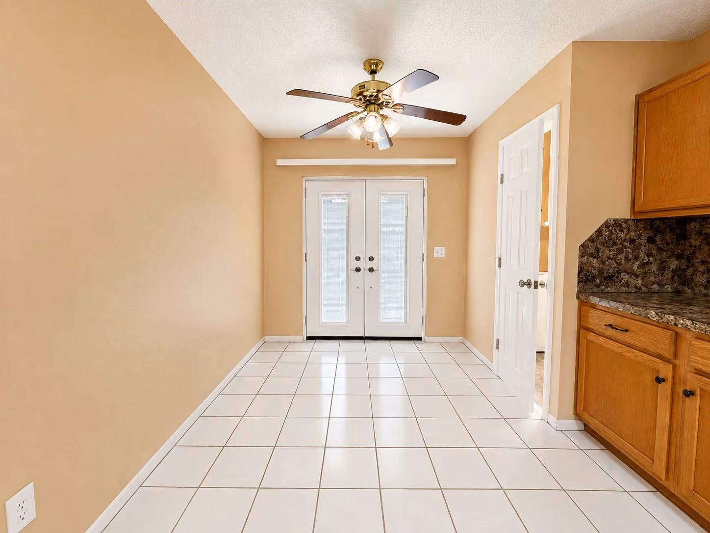 Photo 7 of 10215 Saddlehorn Trail, Houston, TX
