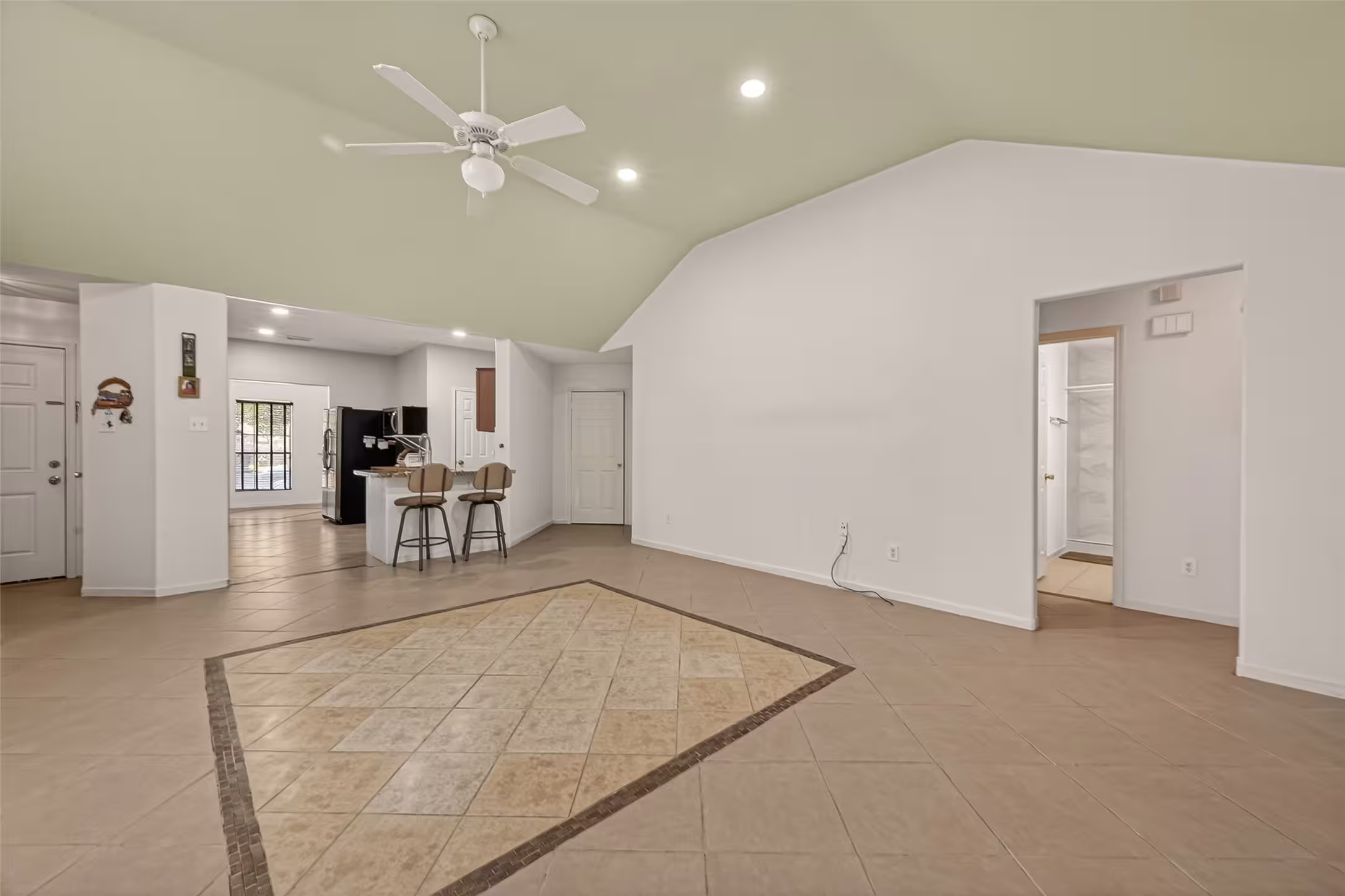 Photo 6 of 19322 Dawn Canyon Road, Houston, TX