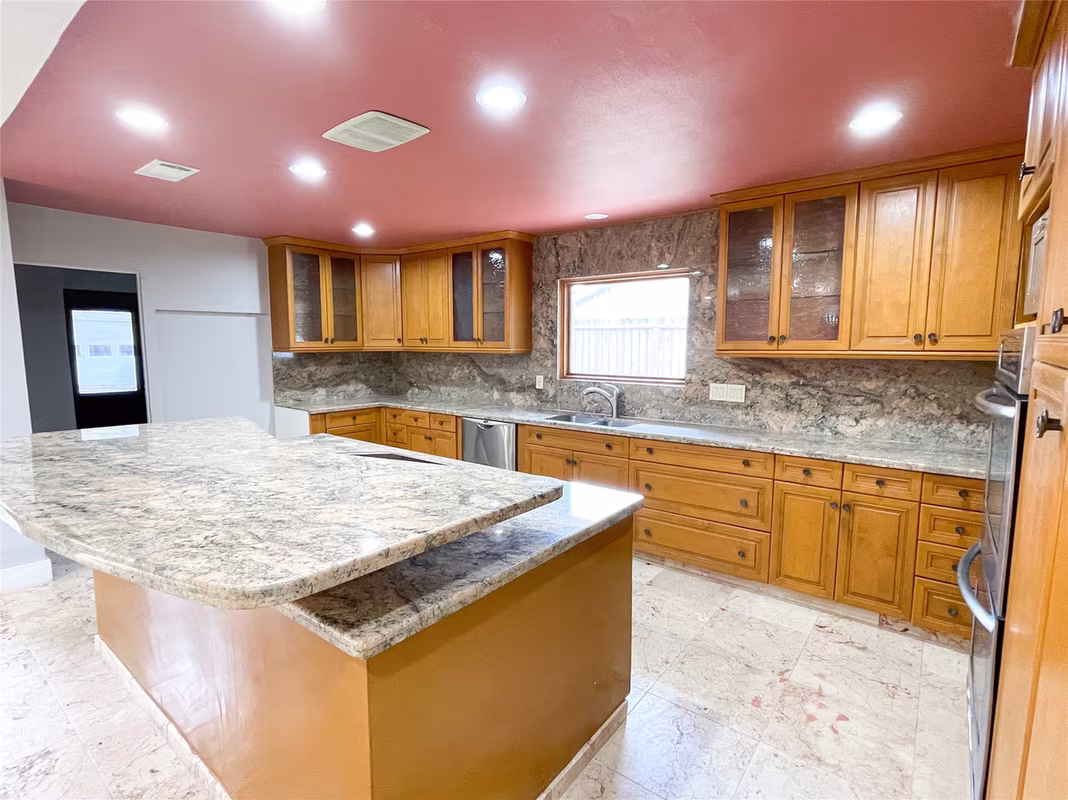 Photo 5 of 5011 Imogene Street, Houston, TX
