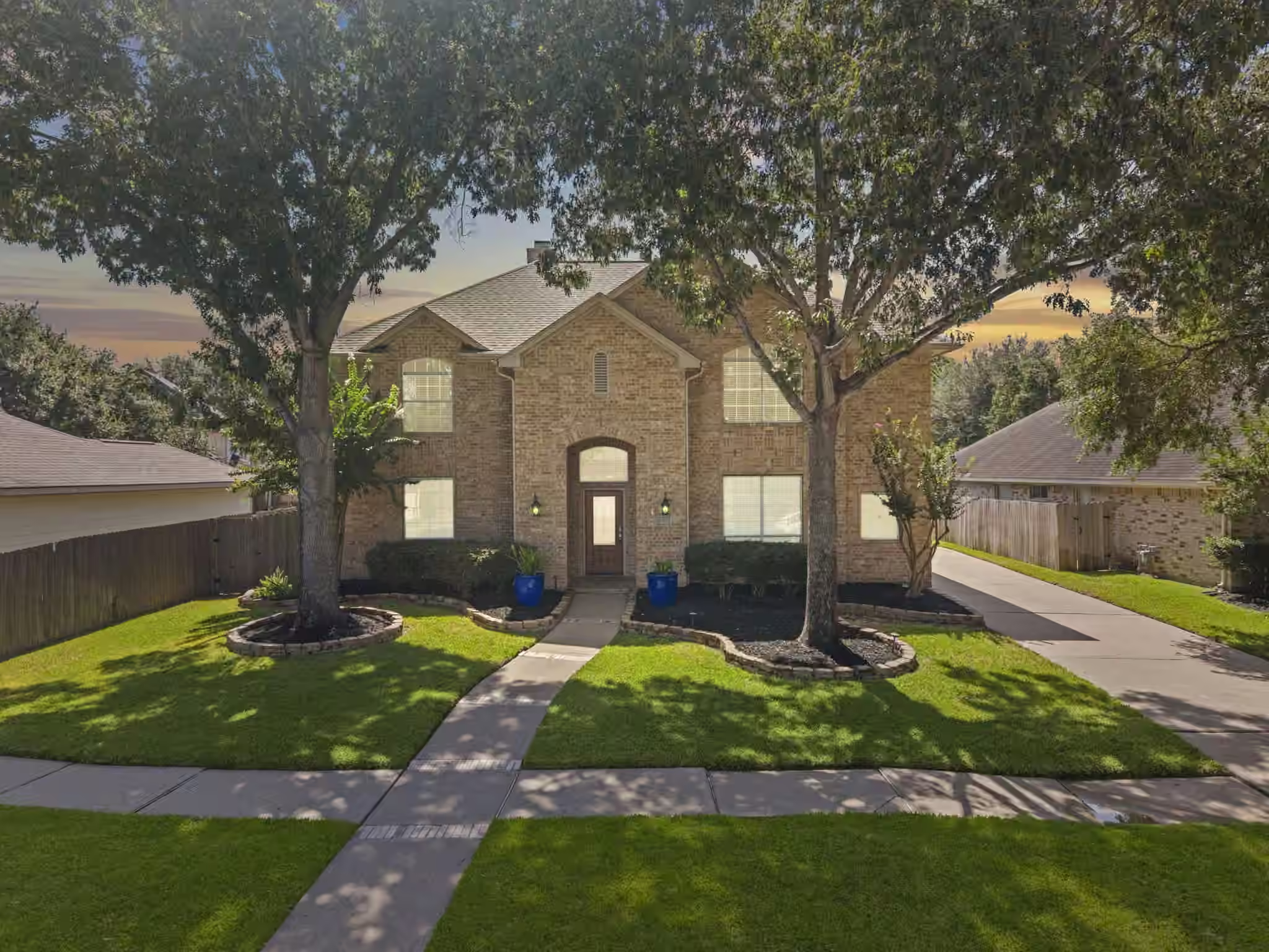 Photo of 10530 Echo Falls Lane, Houston, TX 77095