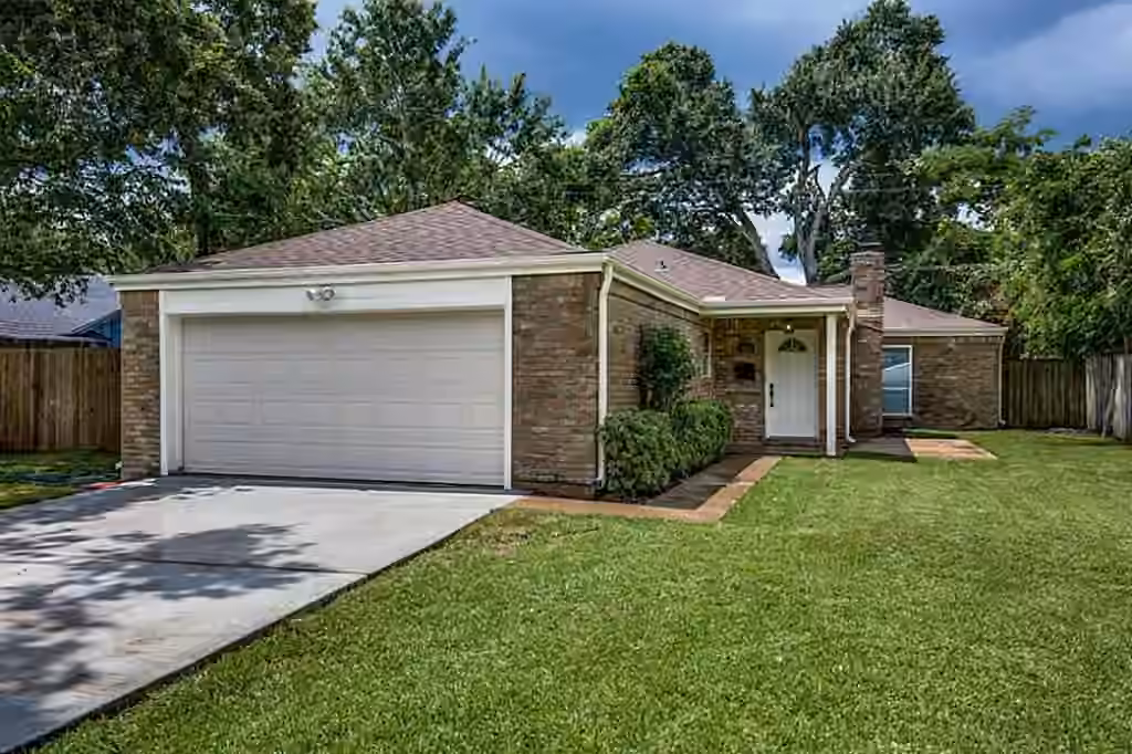 Photo of 10061 Timberwood Drive, Houston, TX 77080