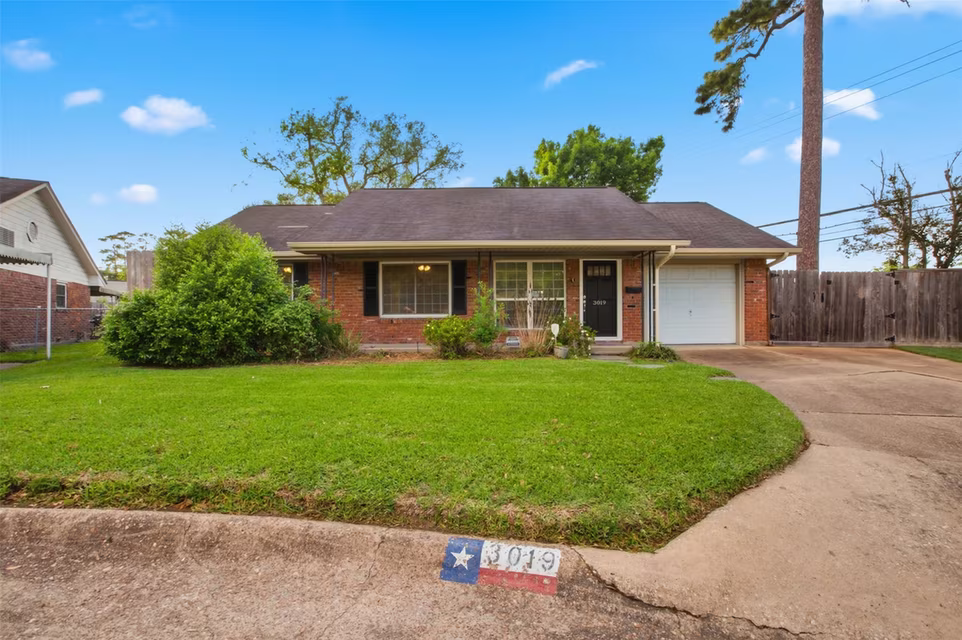 Photo 3 of 3019 Stally Street, Houston, TX