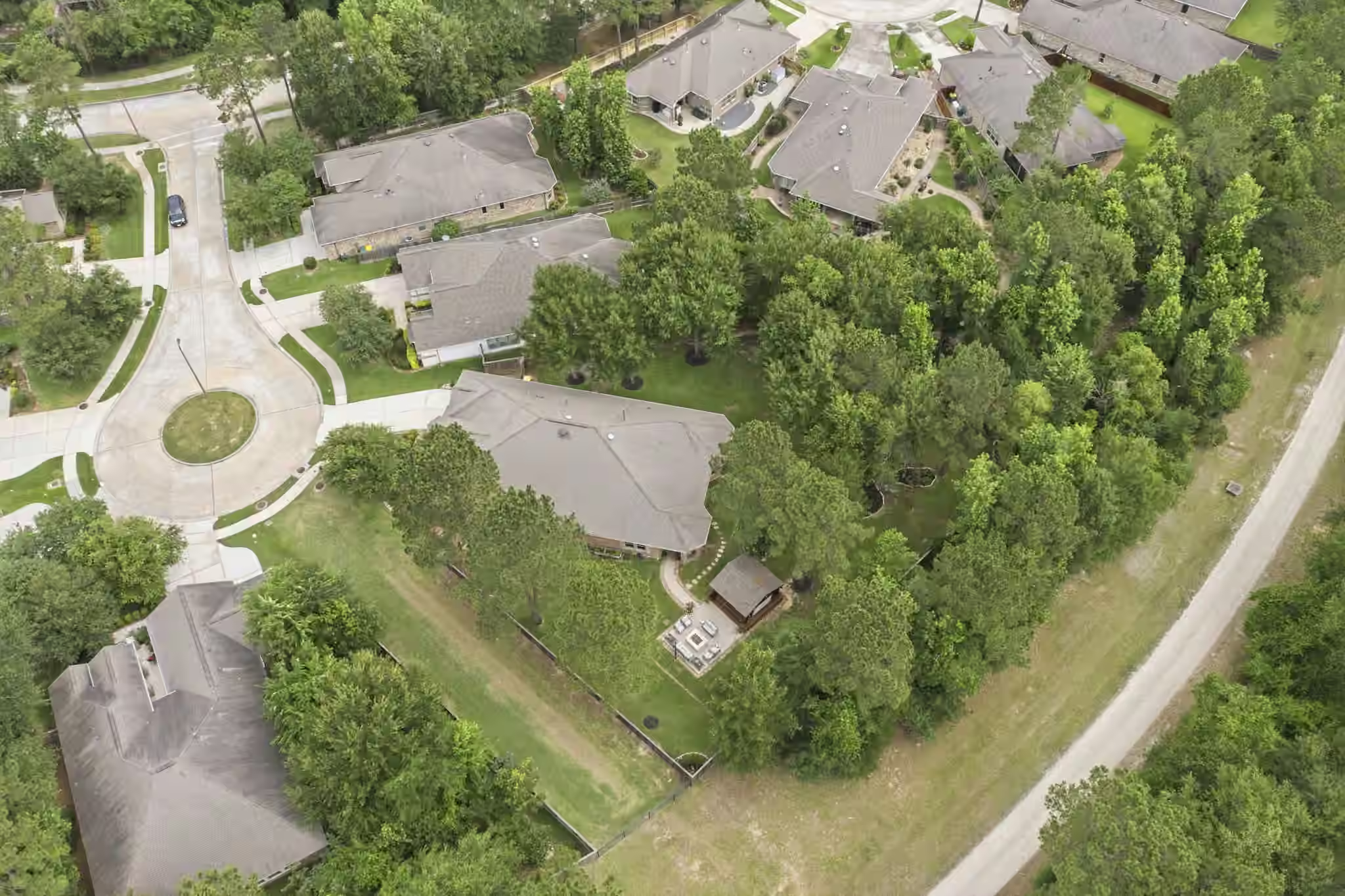 Photo 2 of 113 Sundrop Ridge Court, Montgomery, TX