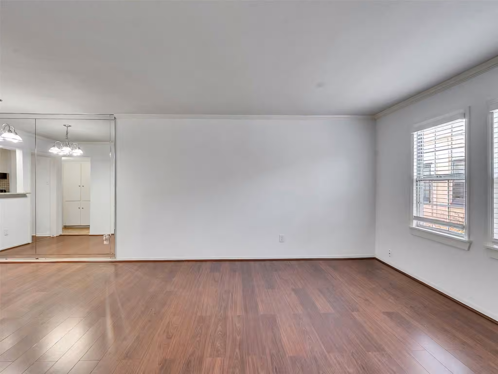 Photo 5 of 5230 Arboles Drive 4, Houston, TX