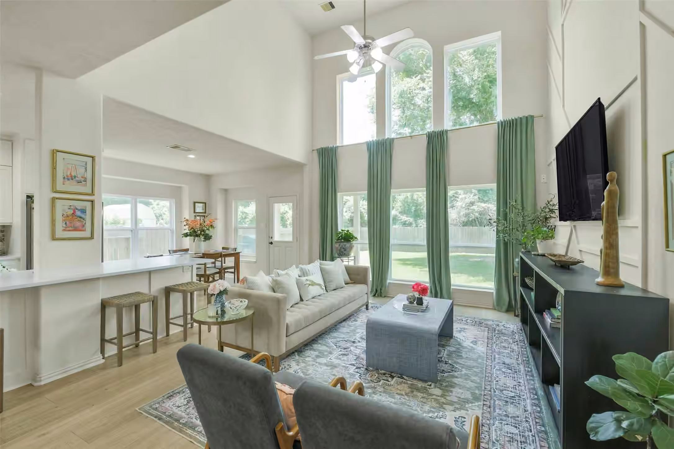Photo 7 of 38 Hallmark Drive, Conroe, TX