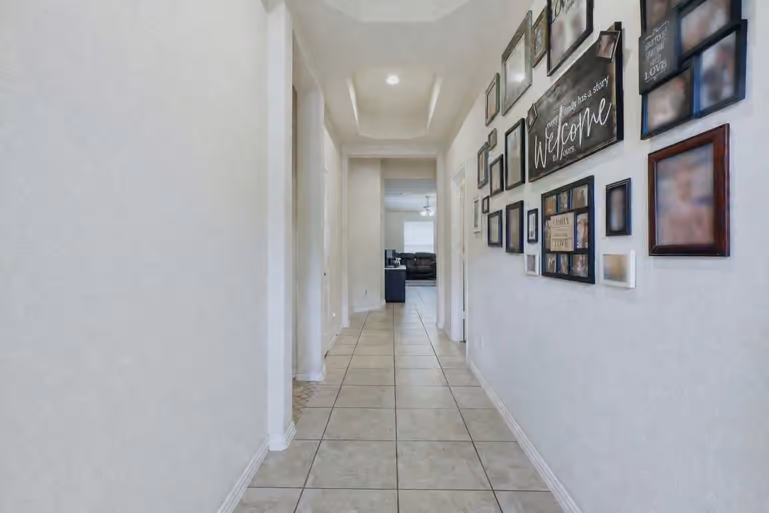 Photo 5 of 658 W Linnwood Drive, New Caney, TX