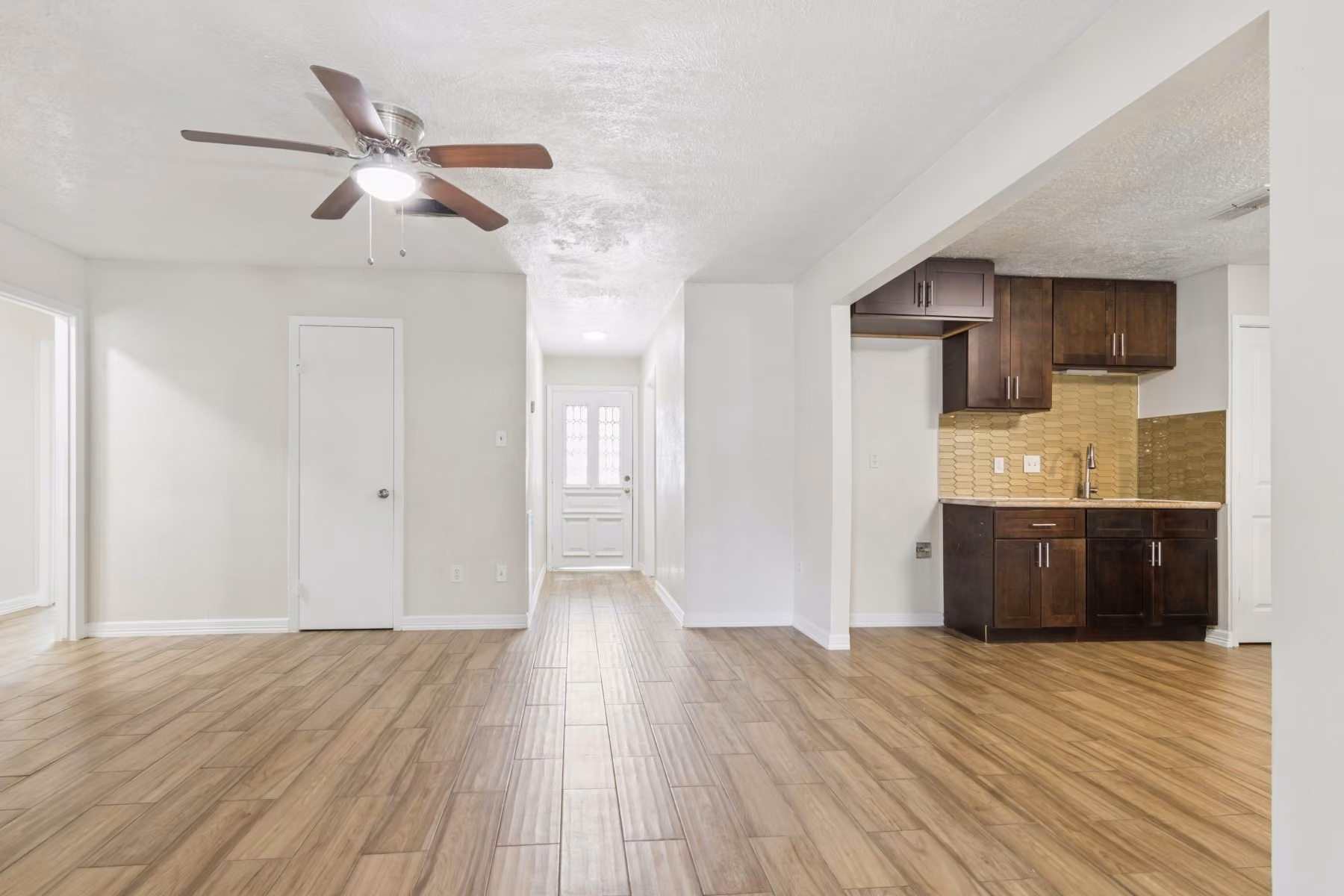 Photo 6 of 12514 Gotham Drive, Houston, TX