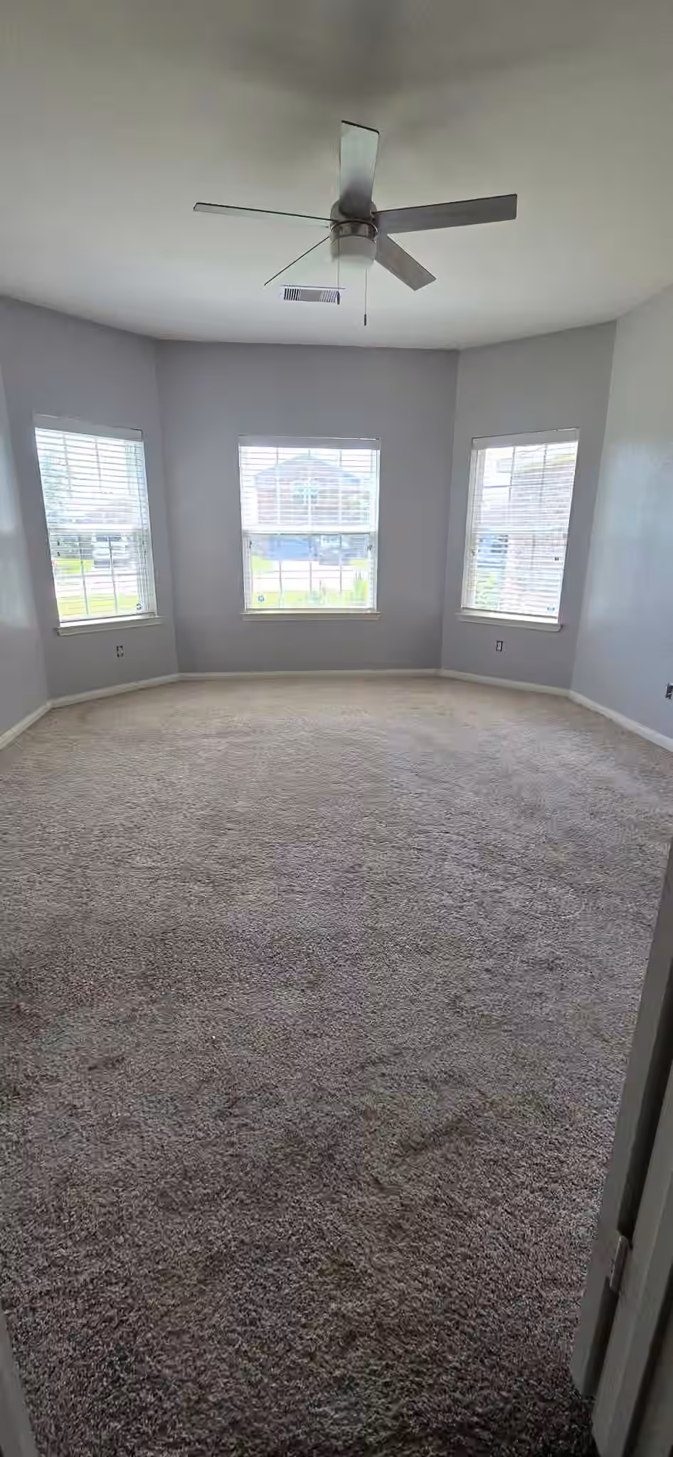 Photo 7 of 2318 Oyster Bay Avenue, La Marque, TX