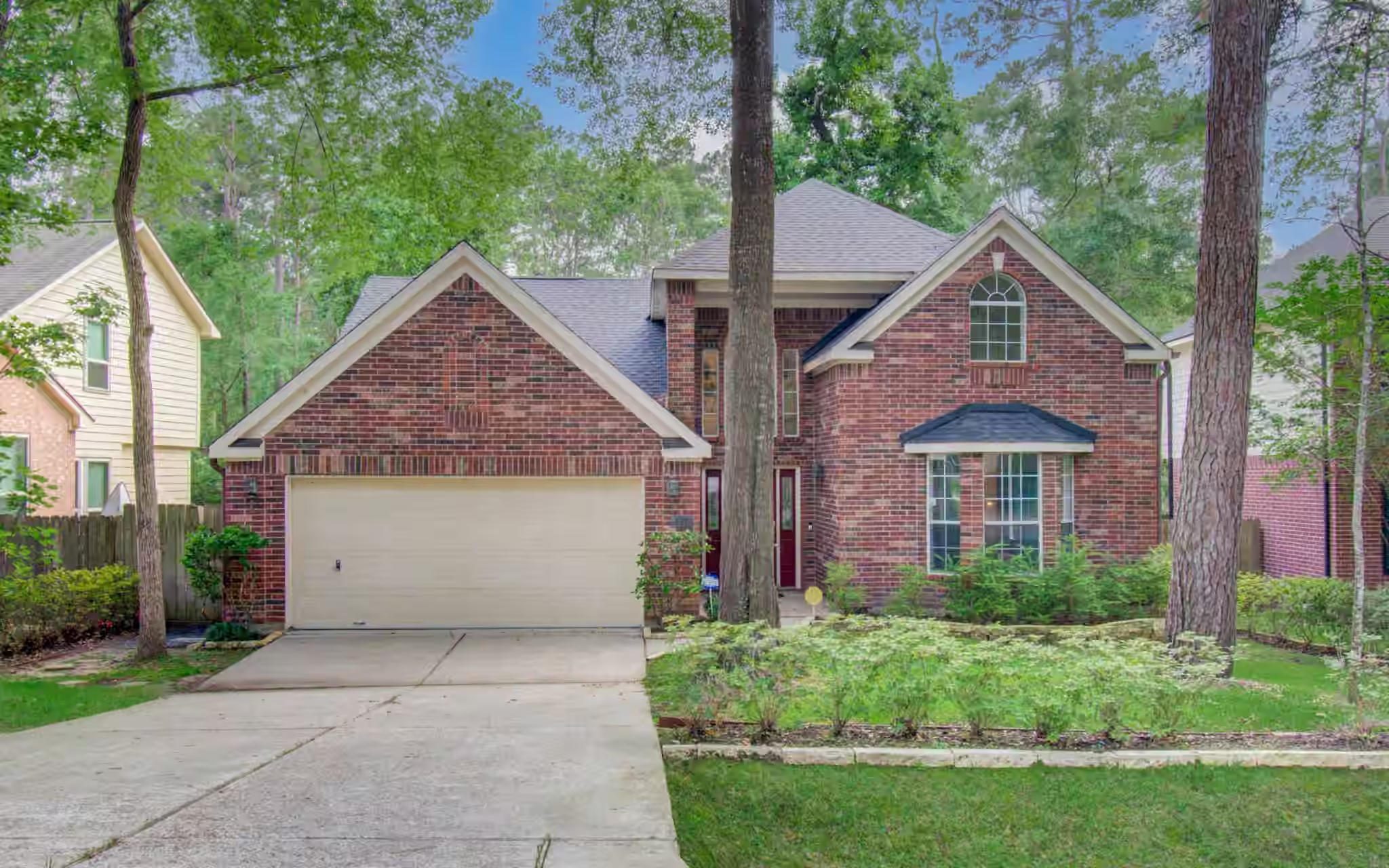 Photo of 47 W Tallowberry Drive, The Woodlands, TX 77381