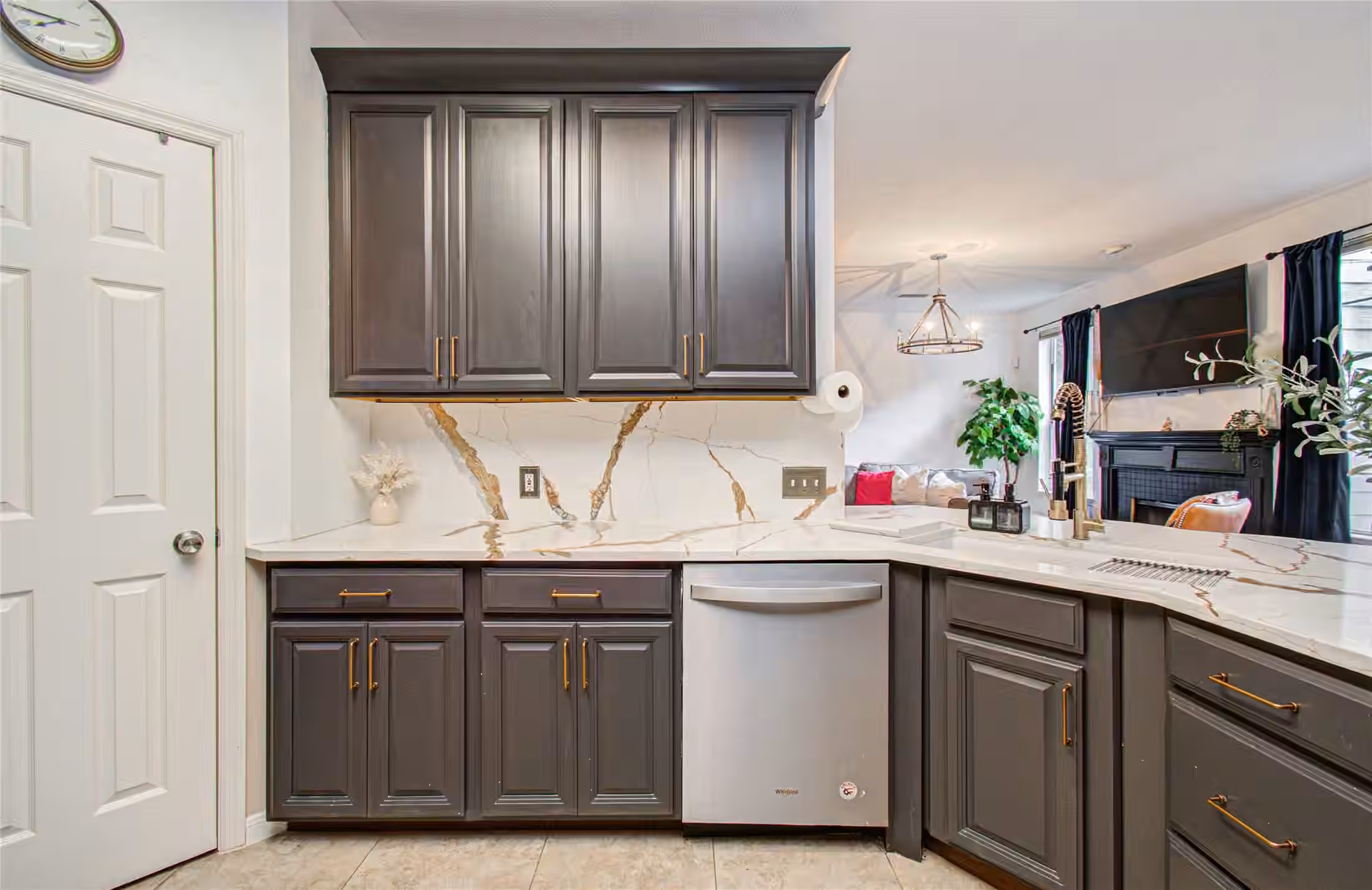 Photo 3 of 47 W Tallowberry Drive, The Woodlands, TX