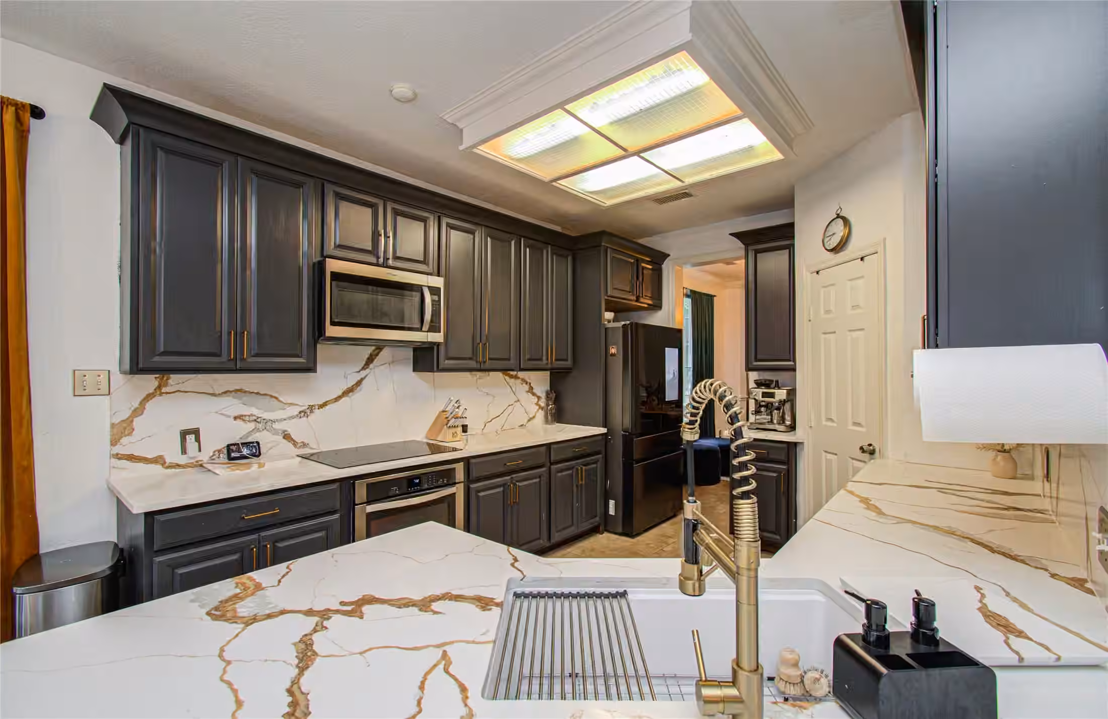Photo 5 of 47 W Tallowberry Drive, The Woodlands, TX