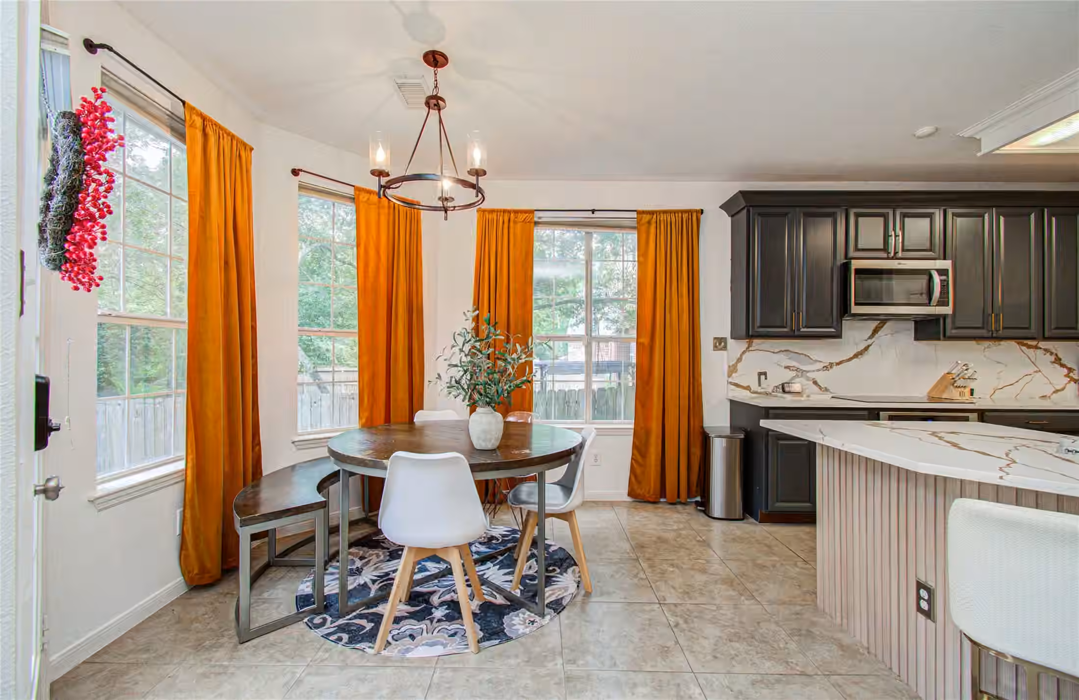 Photo 7 of 47 W Tallowberry Drive, The Woodlands, TX