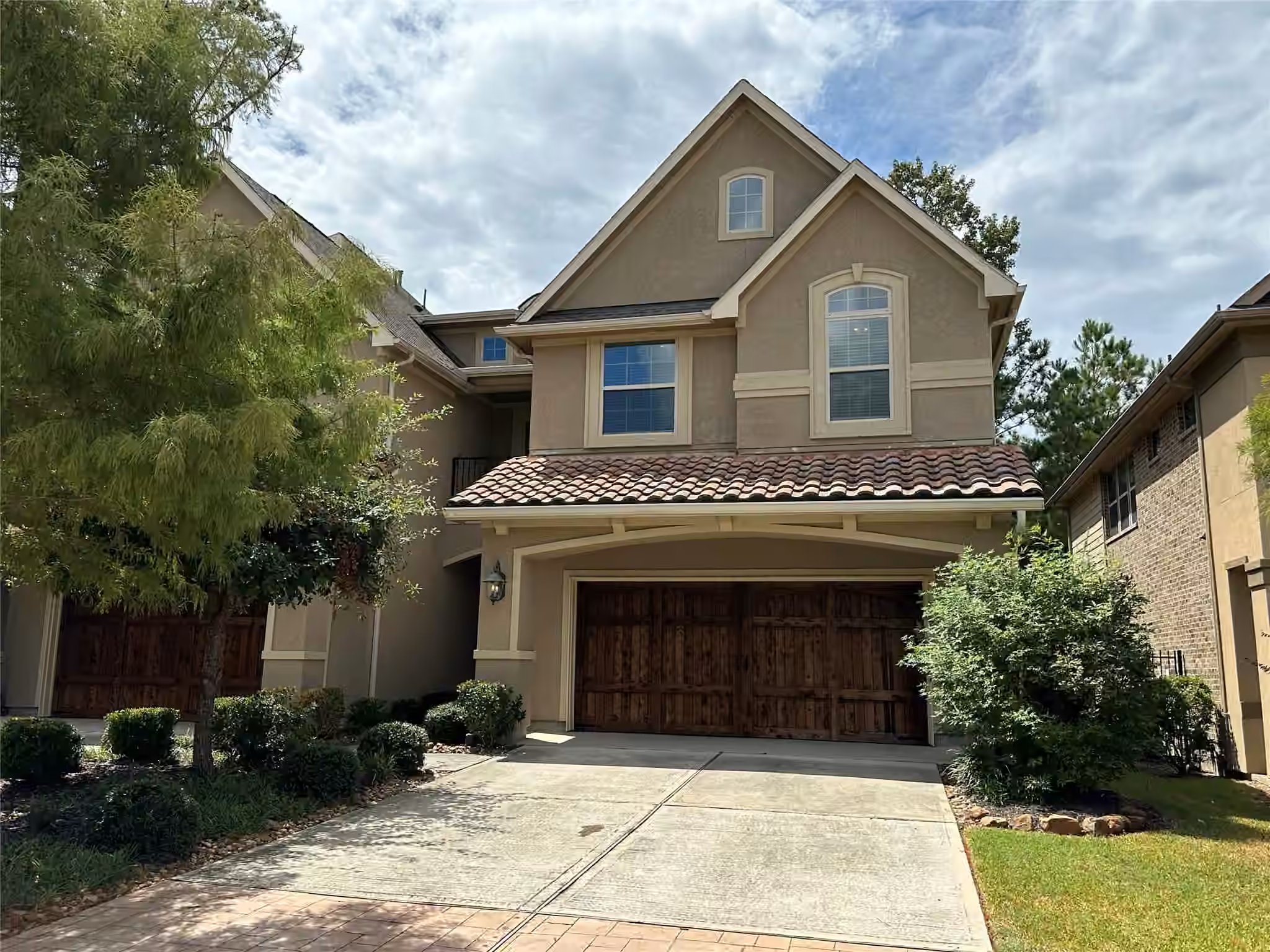 Photo of 11 Silver Rock Drive, Tomball, TX 77375