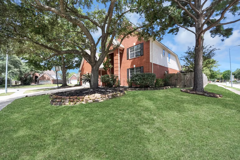 Photo 6 of 11102 Oak Mesa Court, Houston, TX