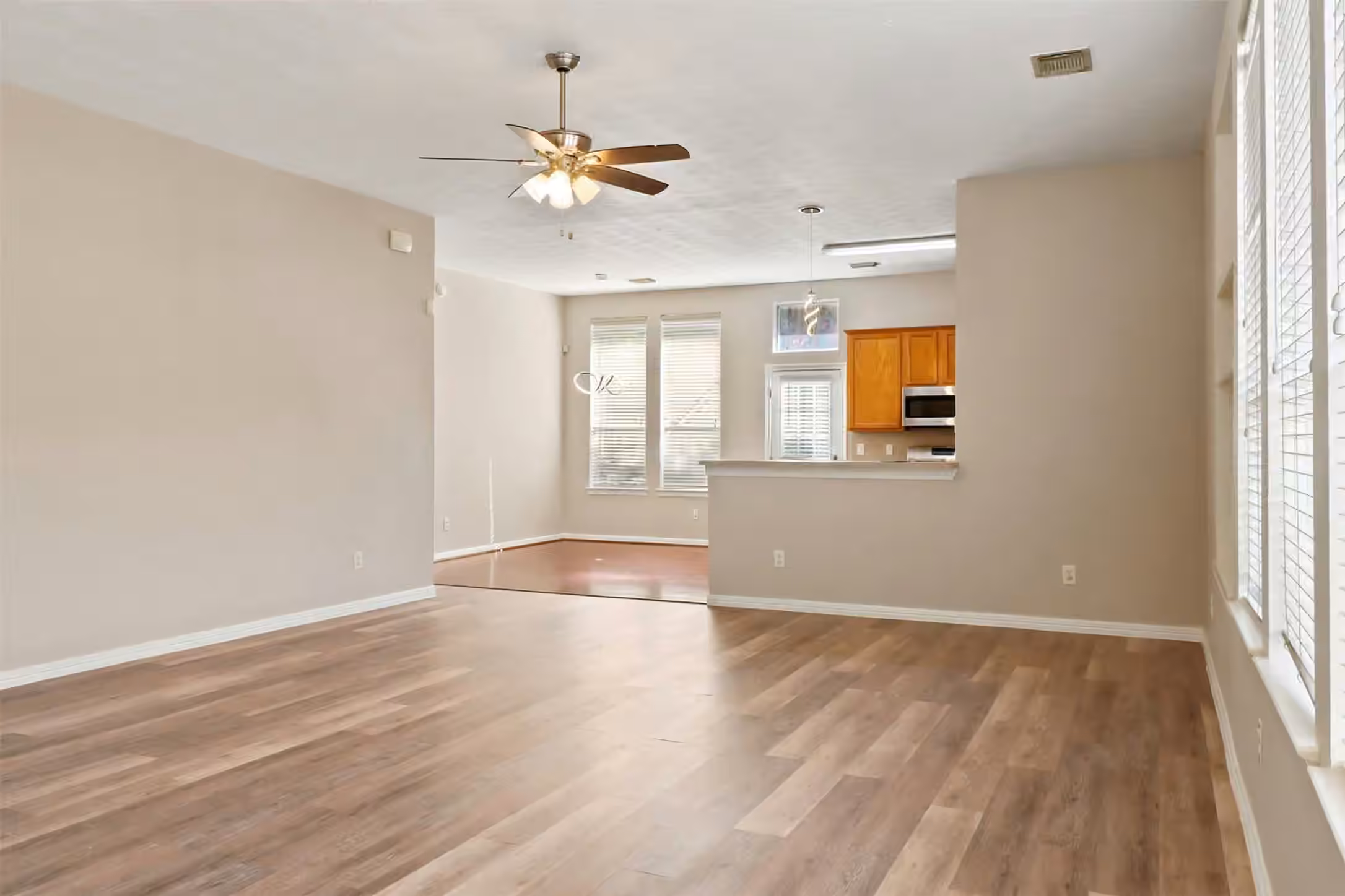 Photo 2 of 3323 Red Cedar Drive, Baytown, TX