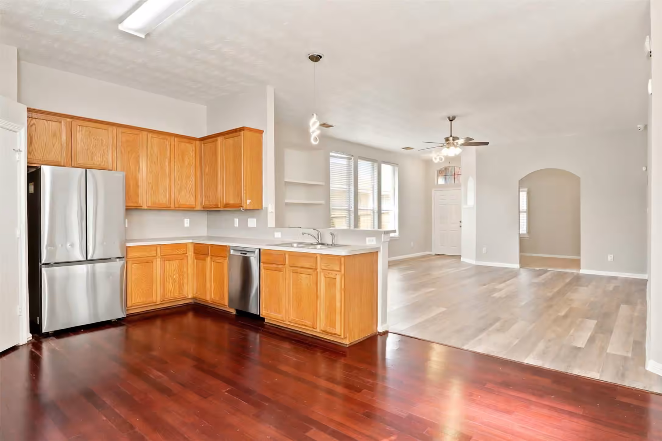 Photo 4 of 3323 Red Cedar Drive, Baytown, TX