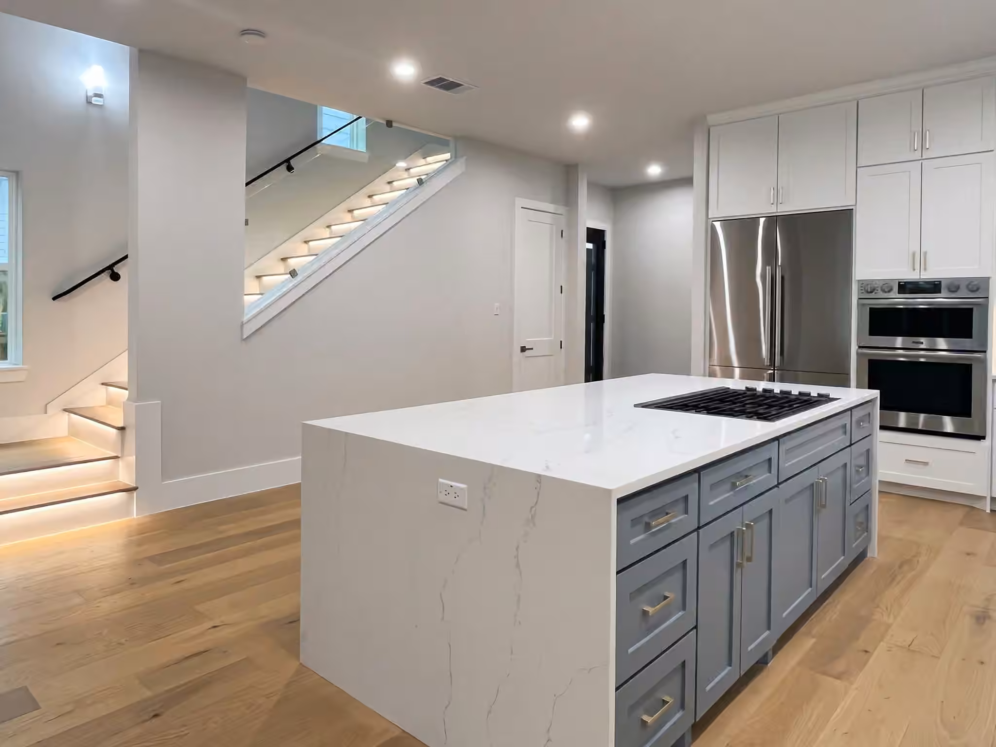 Photo 3 of 902 Knox Street A, Houston, TX