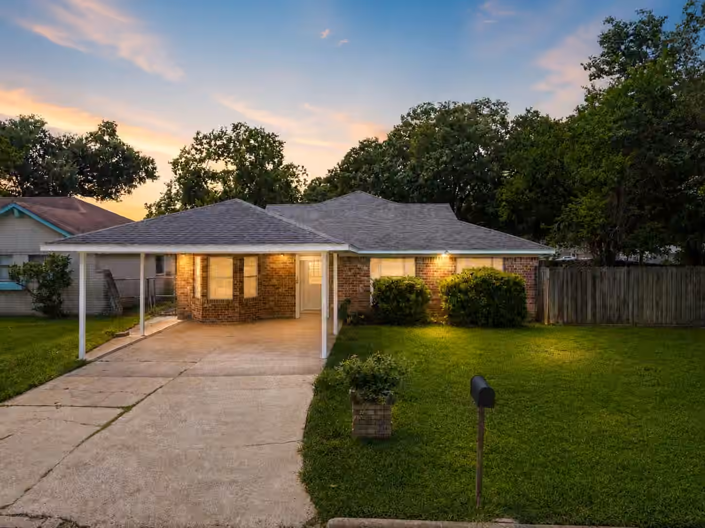 Photo of 10102 Valley Breeze Drive, Houston, TX 77078