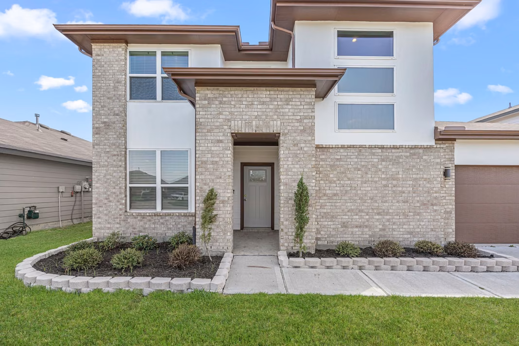Photo 4 of 7018 Whispering Leaf Street, Rosenberg, TX
