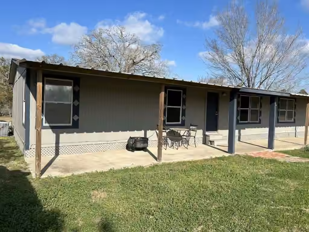 Photo of 6 Kathy Lane, Huntsville, TX