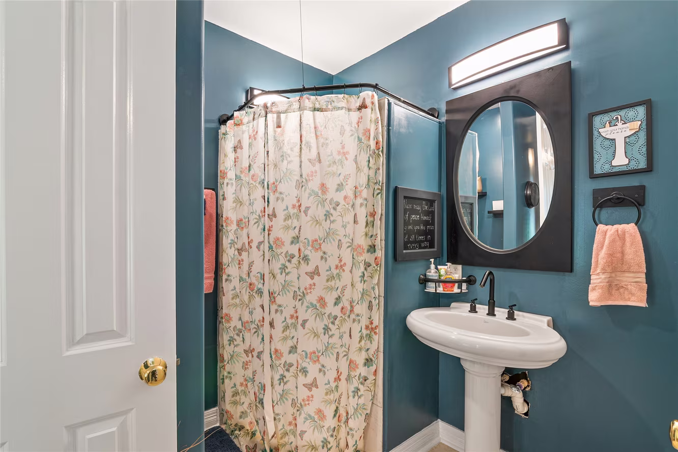 Photo 5 of 15019 Timbershire Court, Magnolia, TX