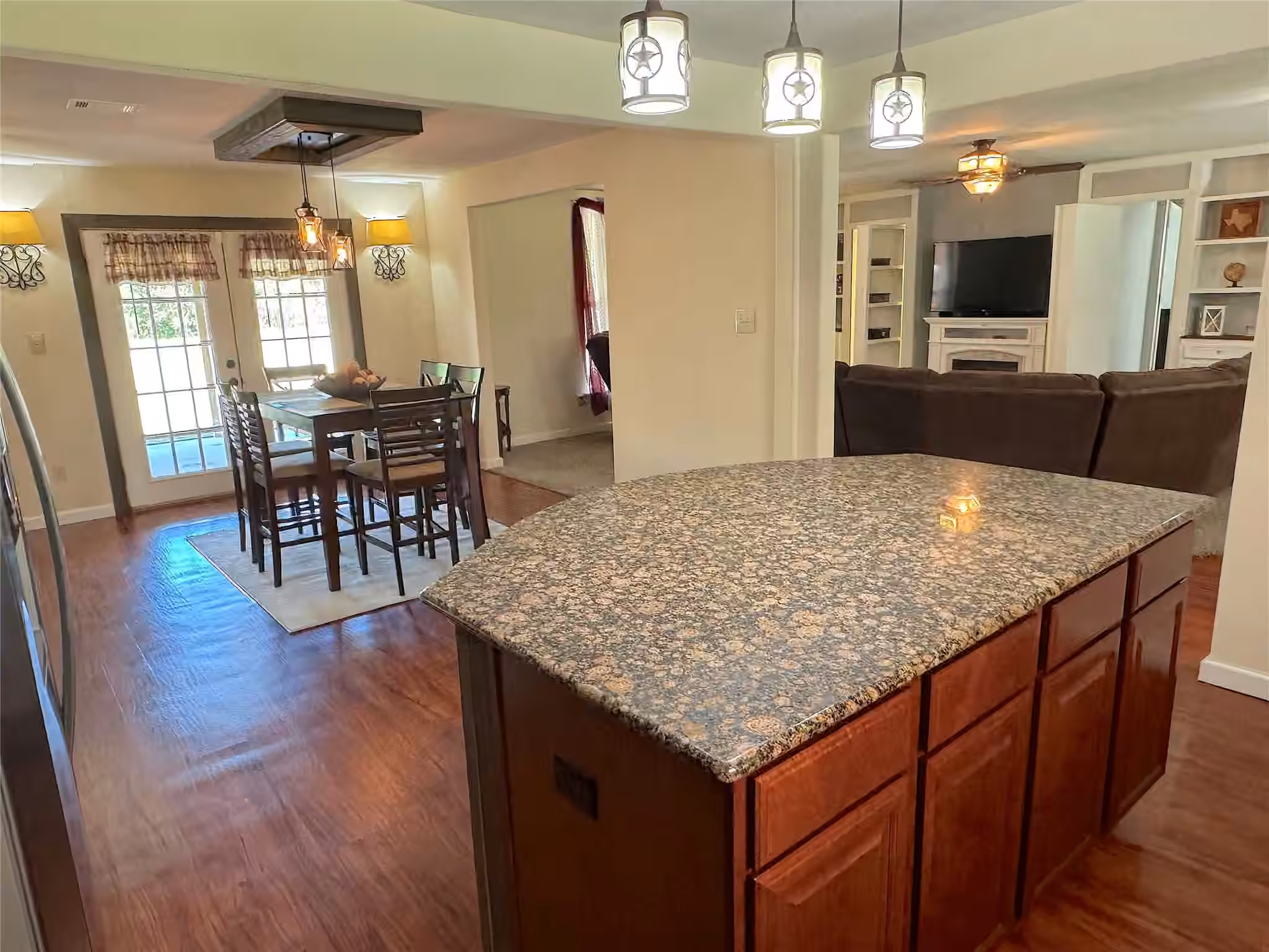 Photo 4 of 1576 Belle Terre Drive, Huffman, TX