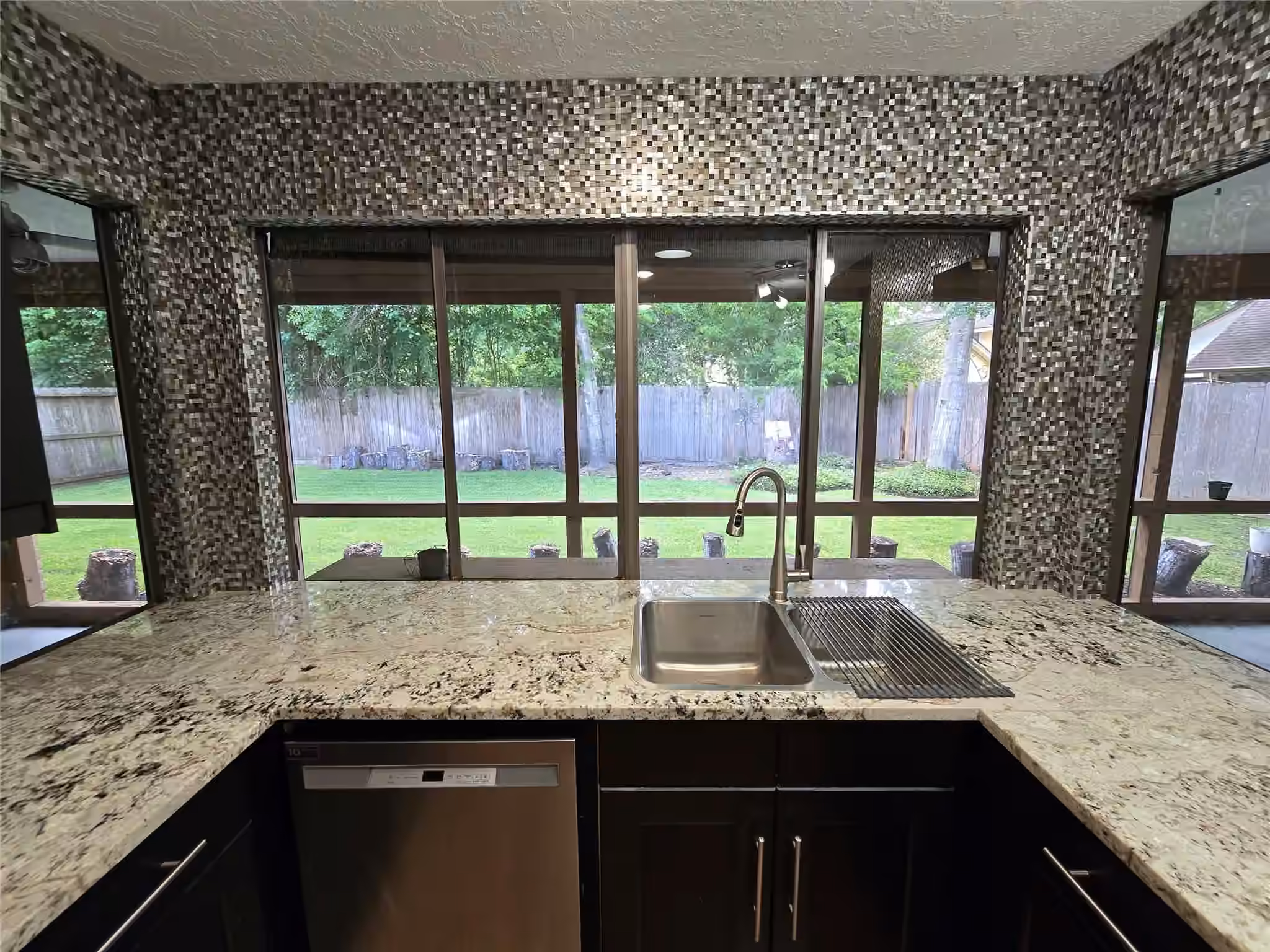 Photo 4 of 742 Rolling Mill Drive, Sugar Land, TX