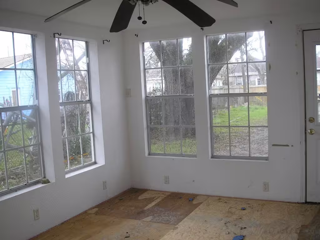 Photo 7 of 809 8th Avenue N, Texas City, TX