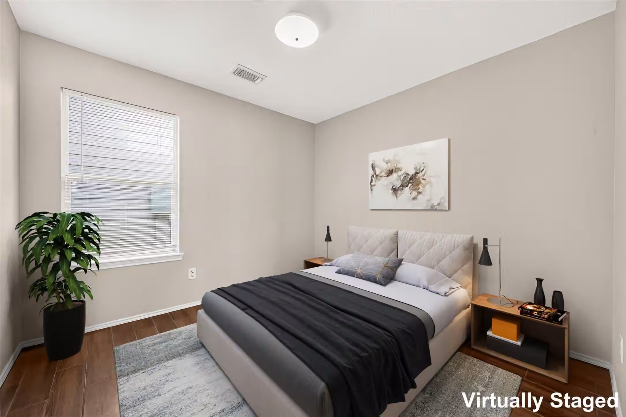 Photo 4 of 12926 Valleygate Lane, Houston, TX
