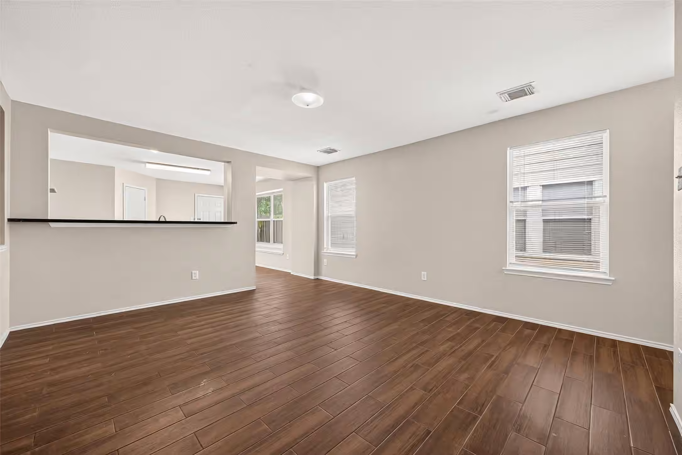 Photo 7 of 12926 Valleygate Lane, Houston, TX