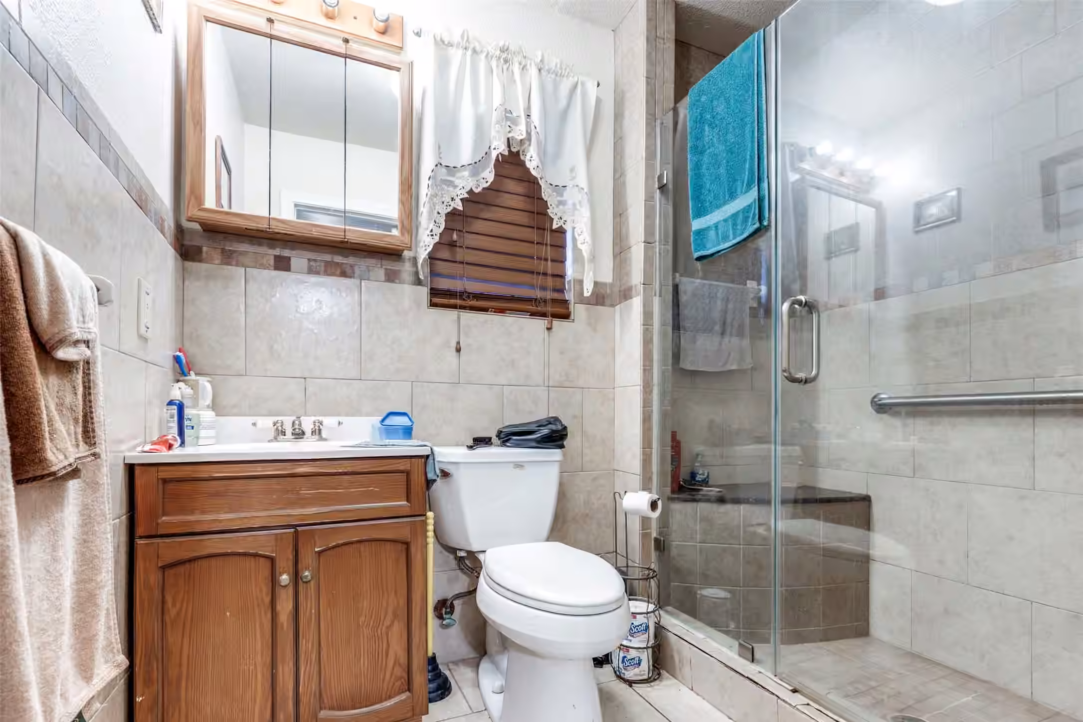 Photo 7 of 9101 Homewood Lane NE, Houston, TX