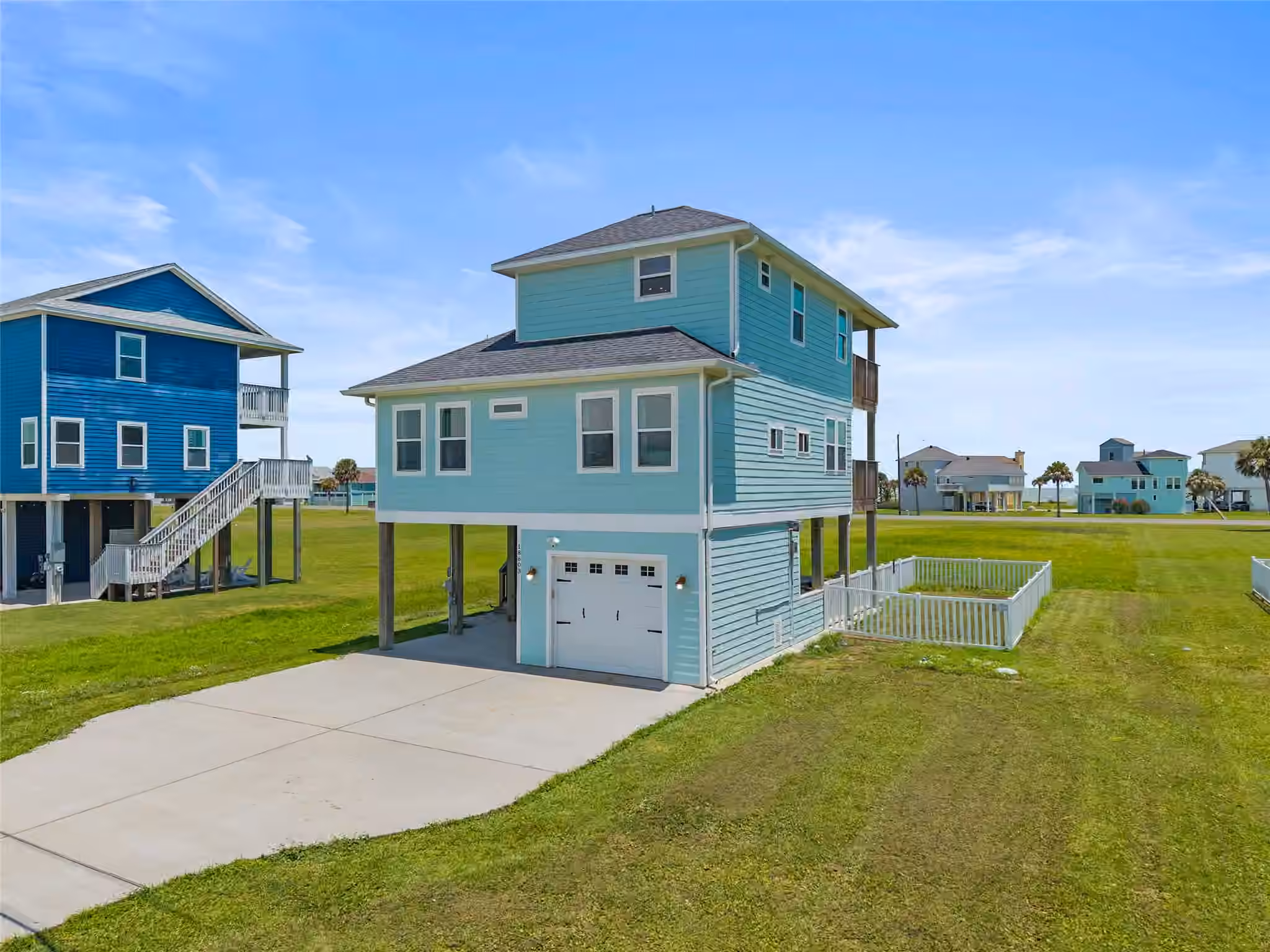 Photo of 18603 Shaman Drive, Galveston, TX