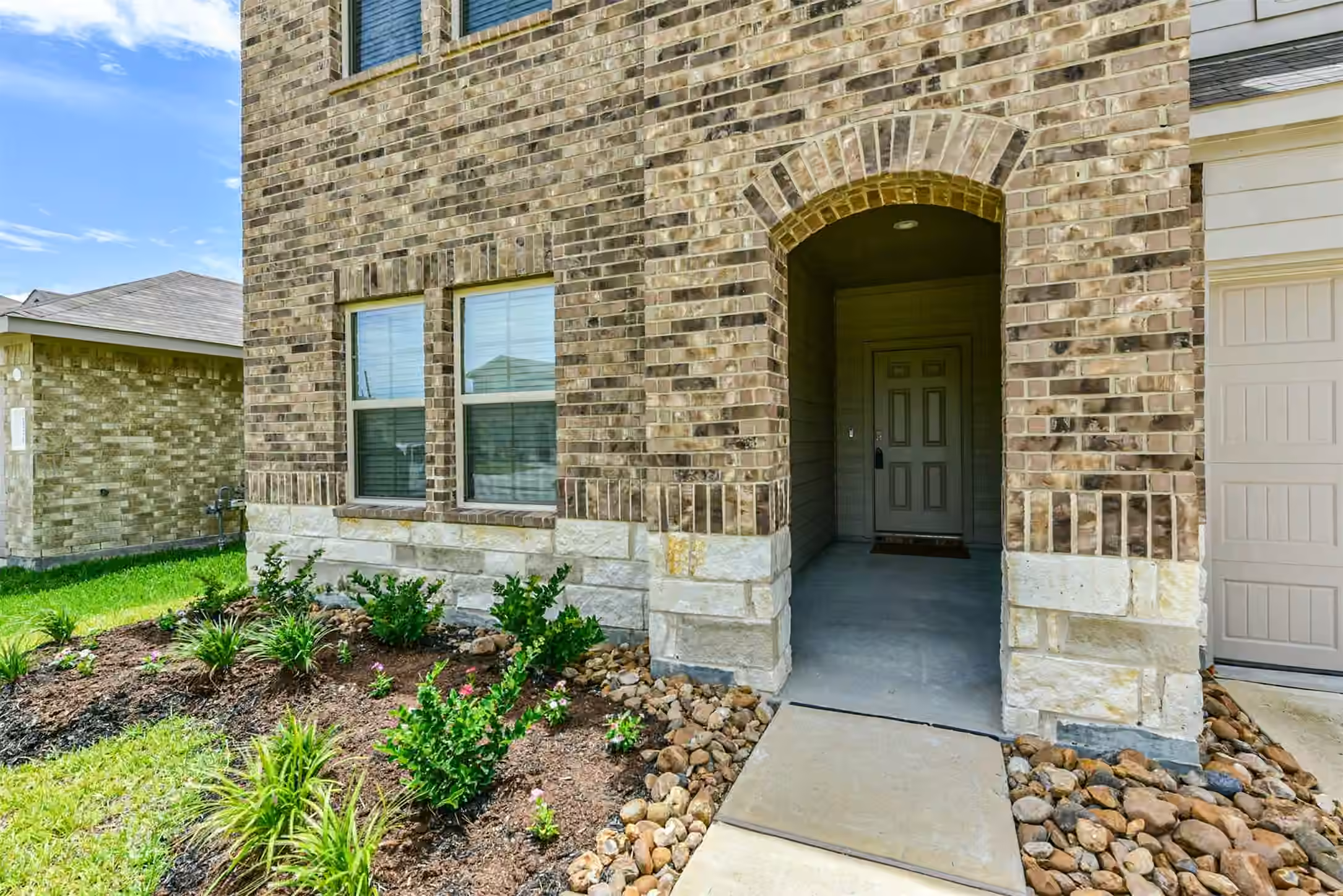 Photo 3 of 21223 Riverdew Drive, Katy, TX