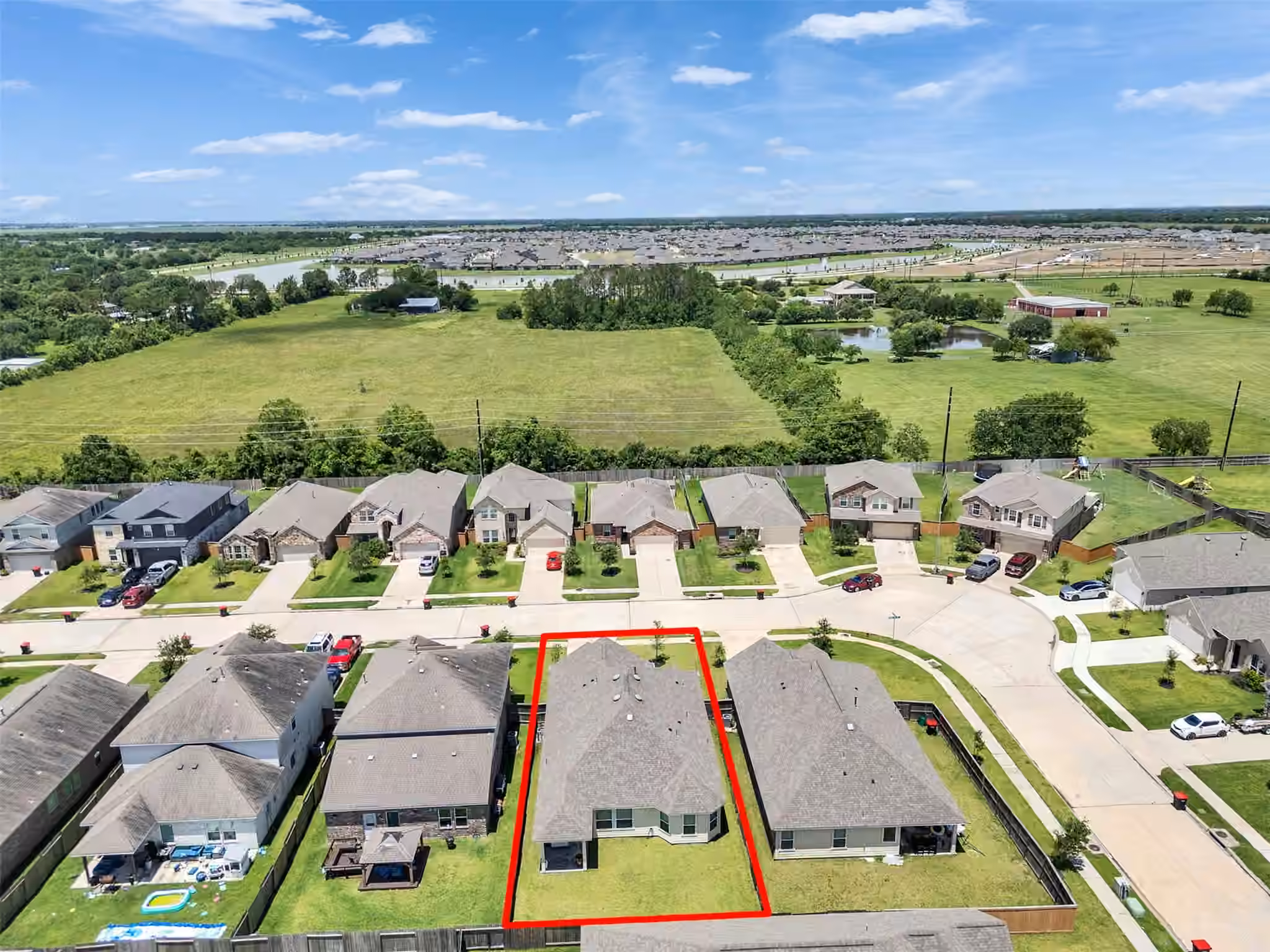 Photo 5 of 10809 Mendel Terrace Drive, Rosharon, TX