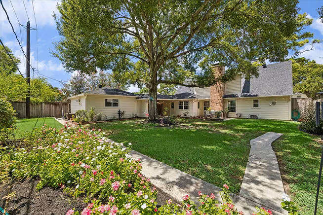 Photo 5 of 926 Ashford Parkway, Houston, TX