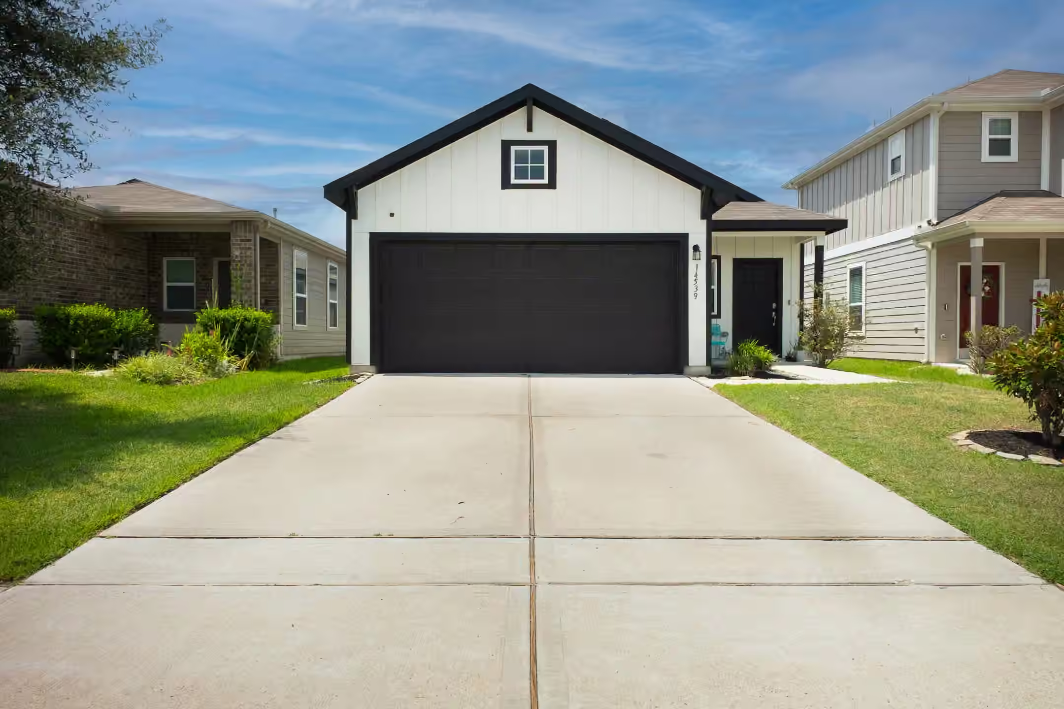 Photo of 14539 Maple Field Dr, Houston, TX 77069
