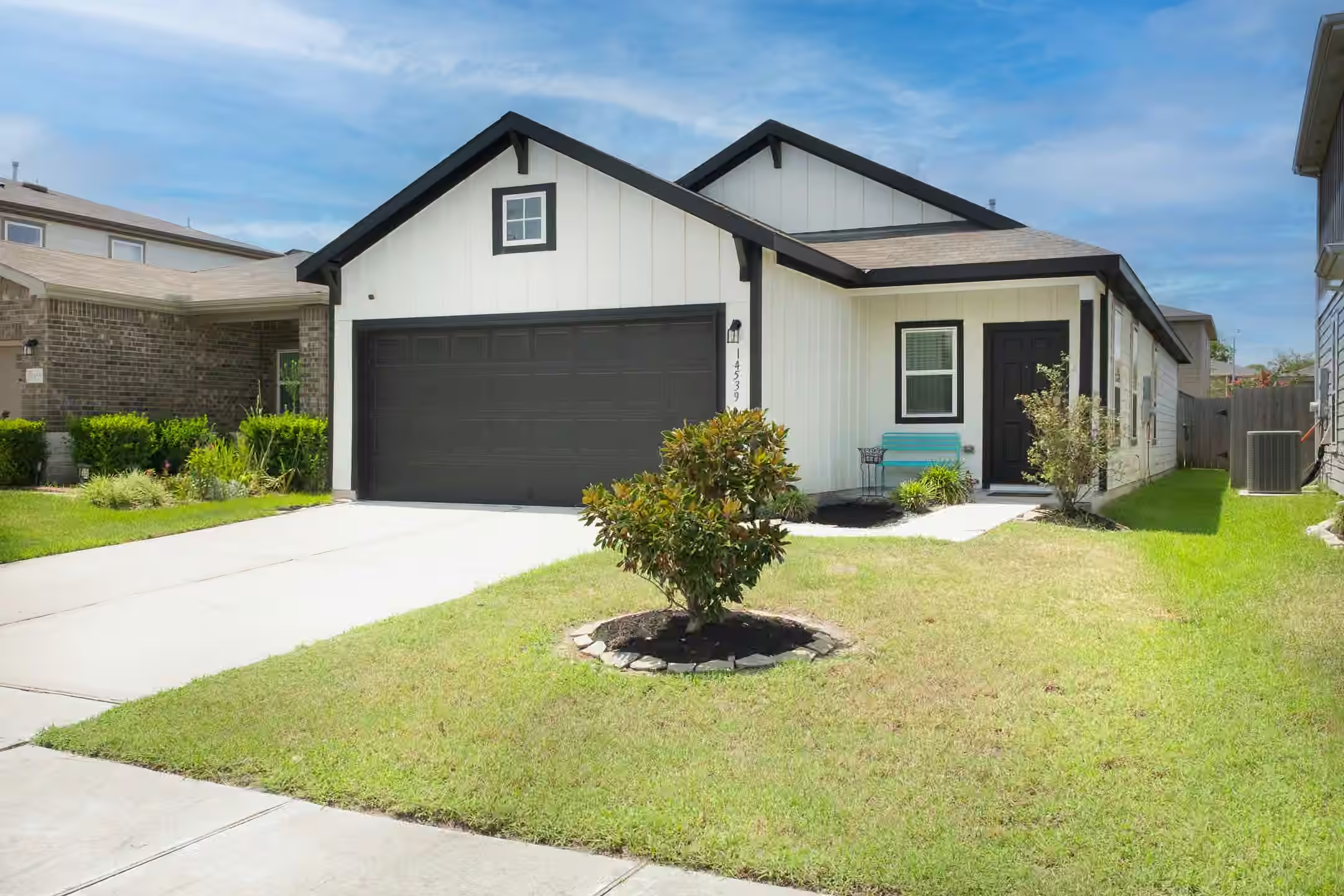 Photo 2 of 14539 Maple Field Dr, Houston, TX