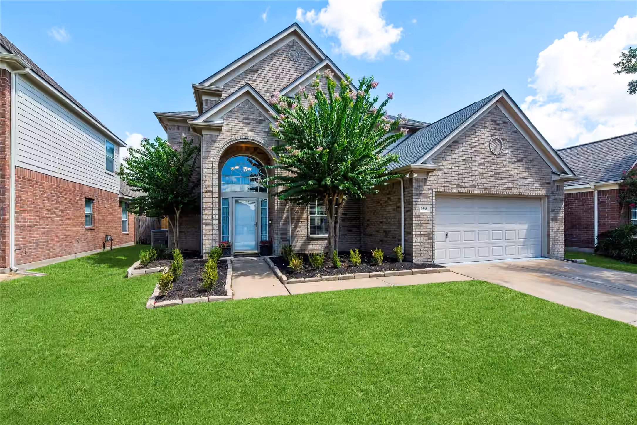 Photo of 9518 Hanging Moss Trail, Houston, TX