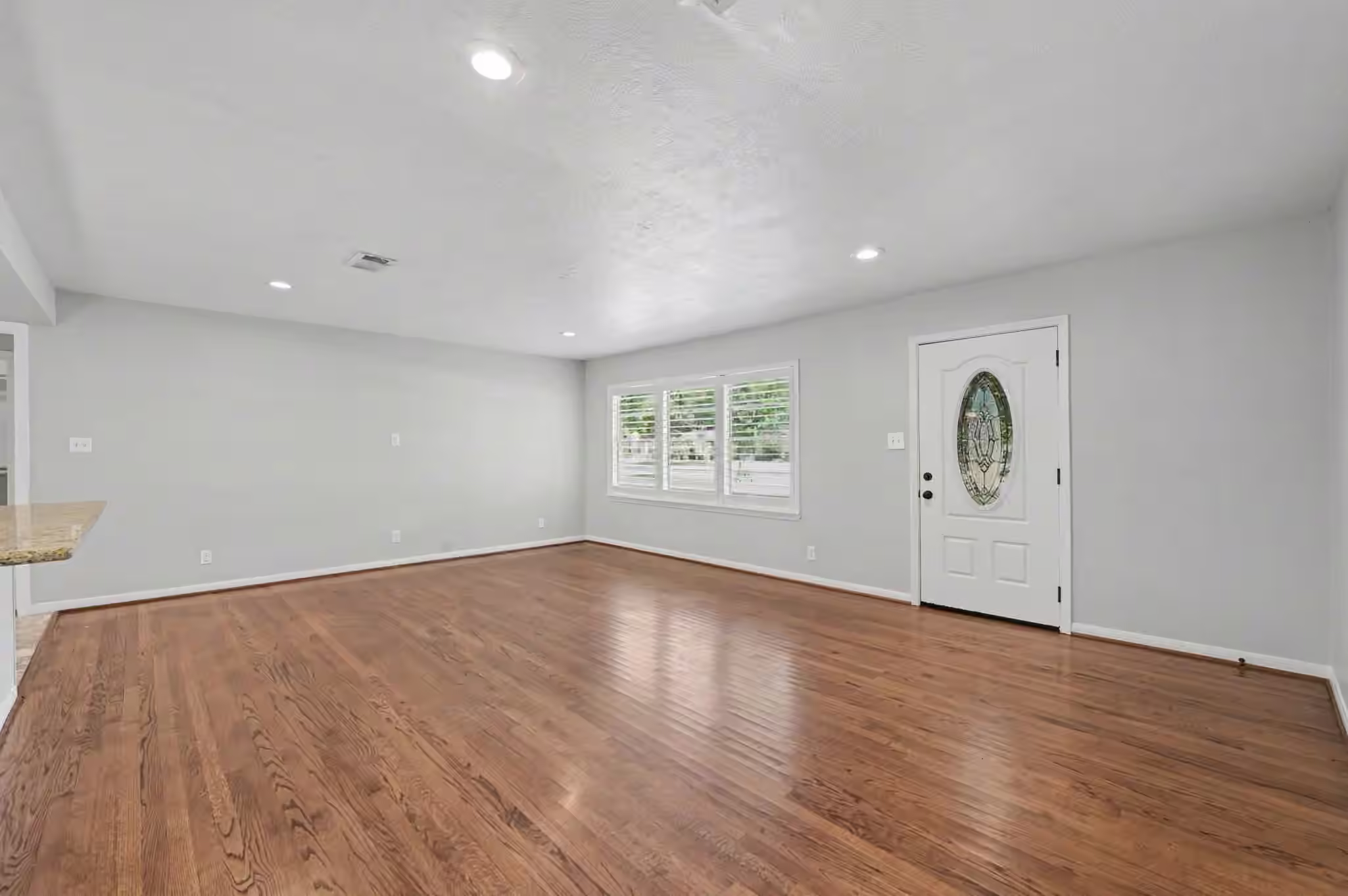 Photo 6 of 9613 Westview Drive, Houston, TX