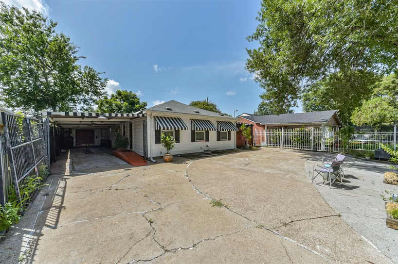 Photo 4 of 8064 Milredge Street, Houston, TX