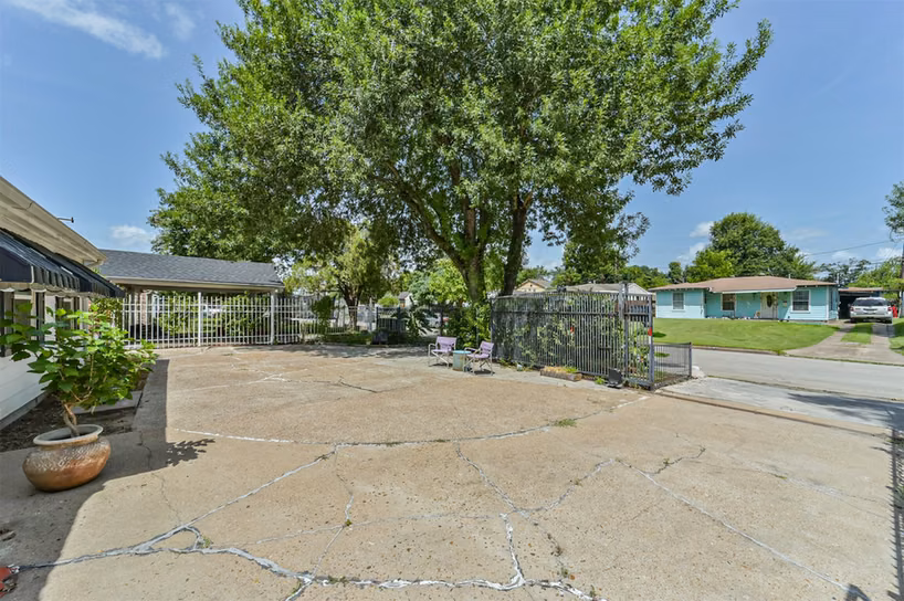Photo 6 of 8064 Milredge Street, Houston, TX
