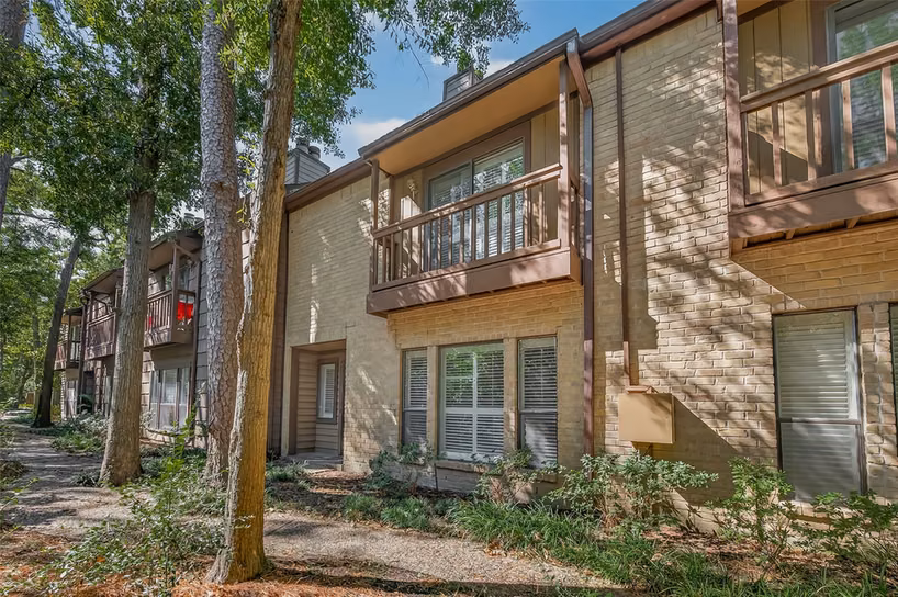 Photo 5 of 11711 Memorial Drive 13, Houston, TX