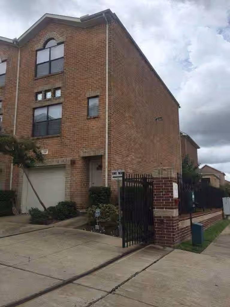 Photo 2 of 3501 Link Valley Drive 901, Houston, TX