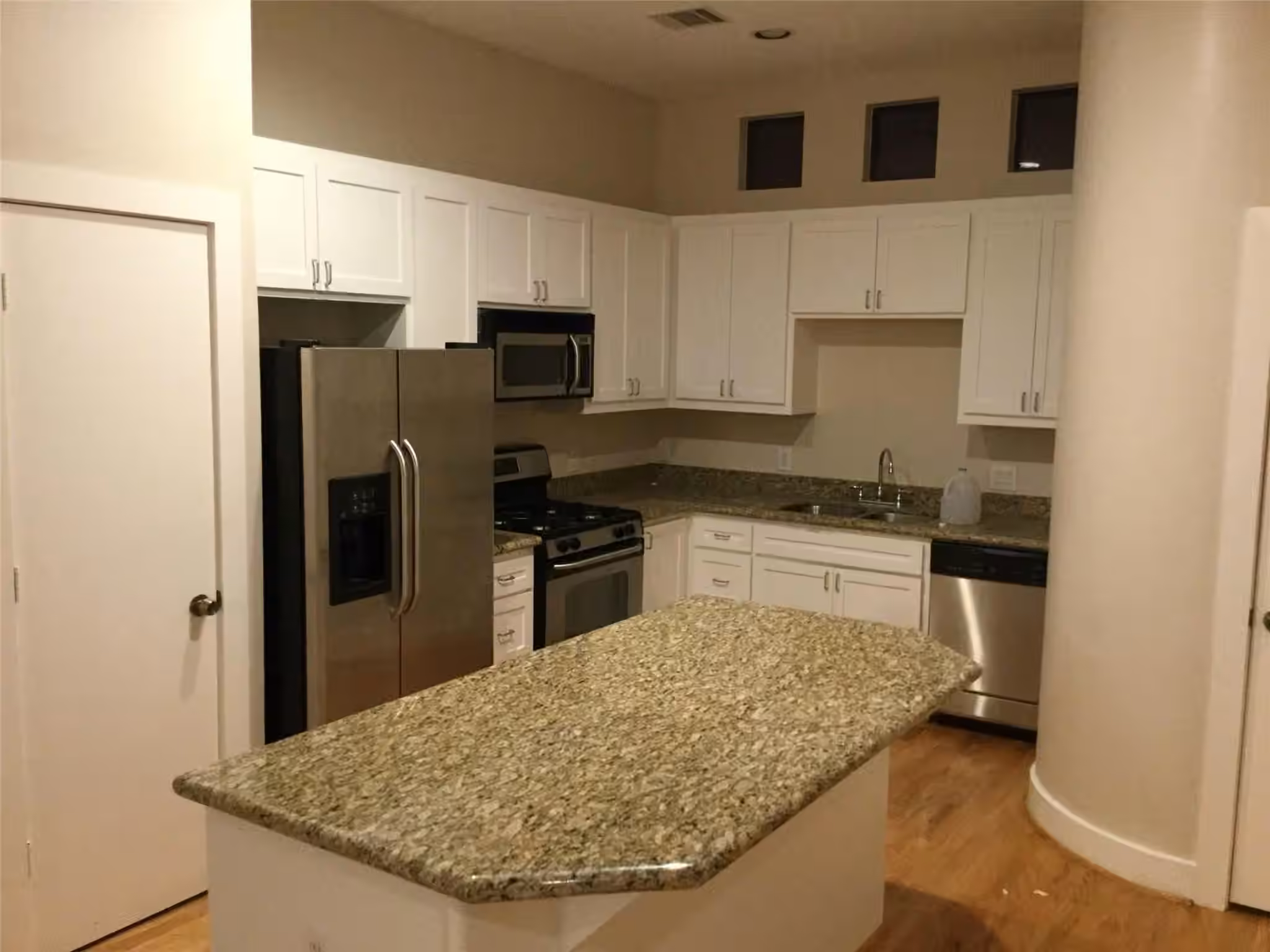 Photo 6 of 3501 Link Valley Drive 901, Houston, TX