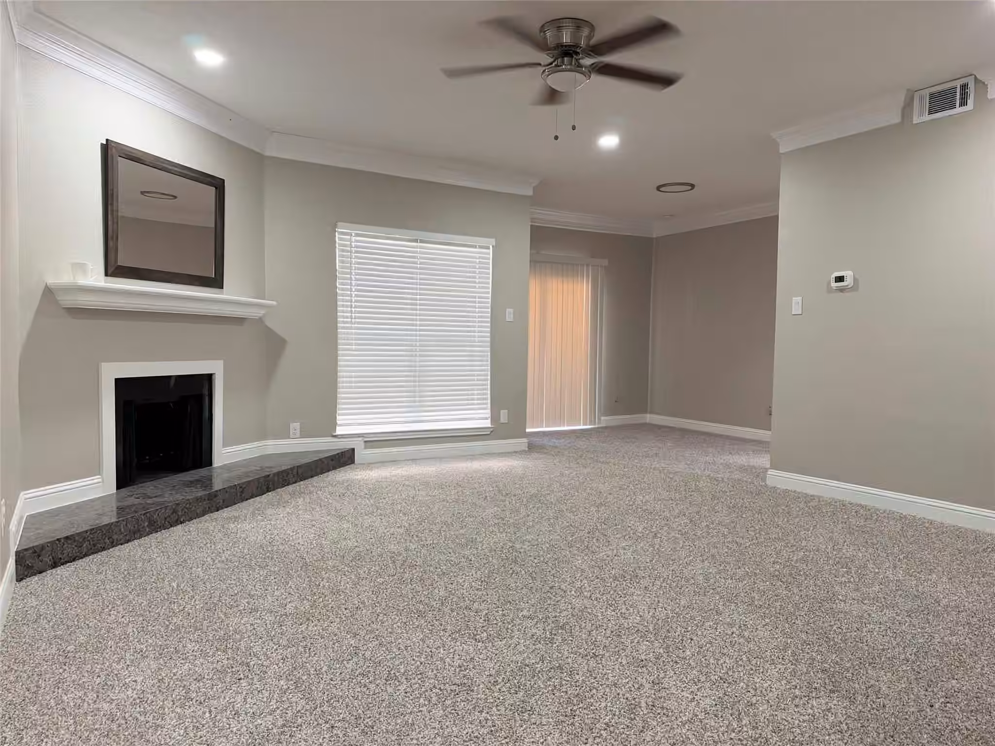 Photo 6 of 9707 Richmond Ave Apt 77, Houston, TX